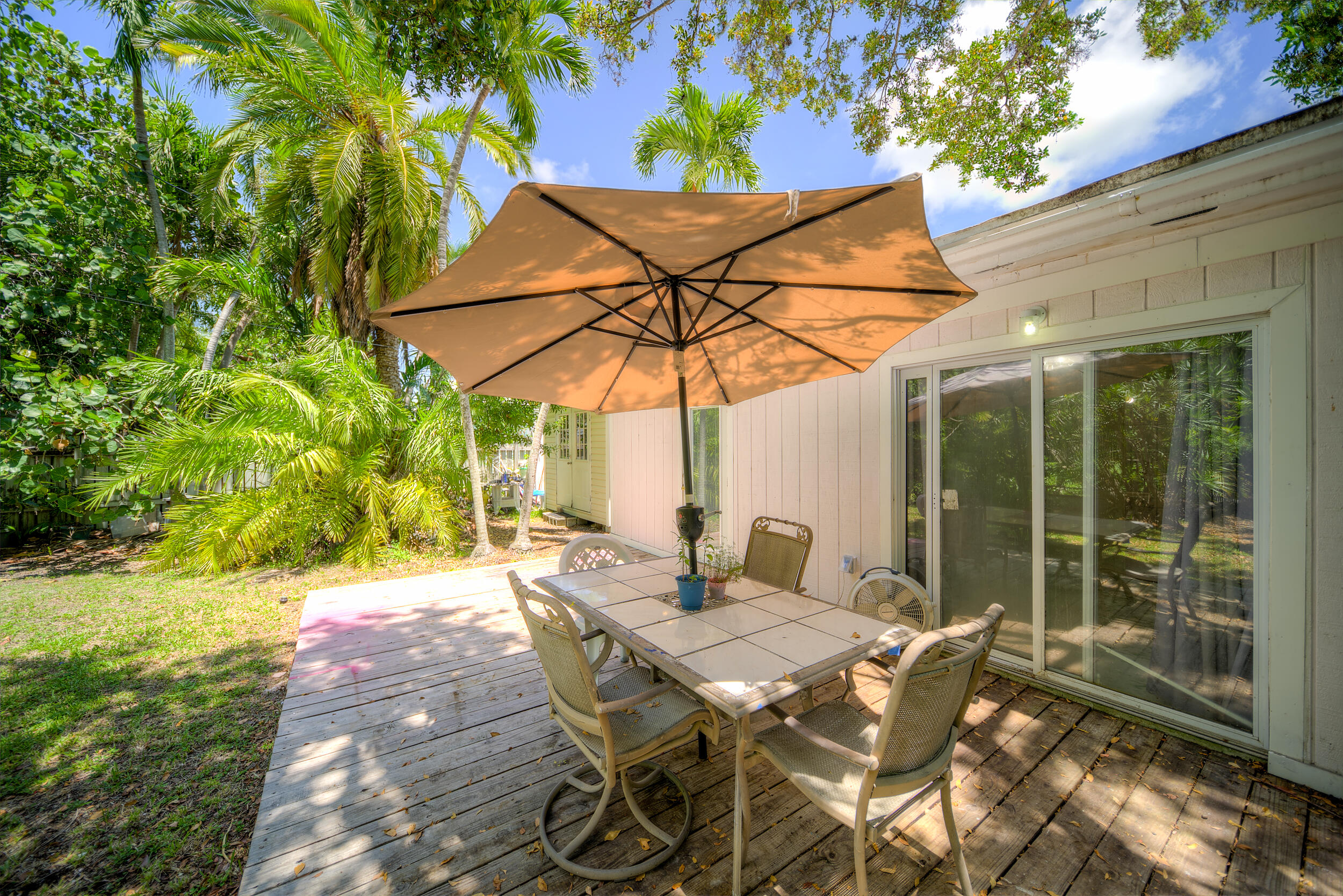 3429 Flagler Ave