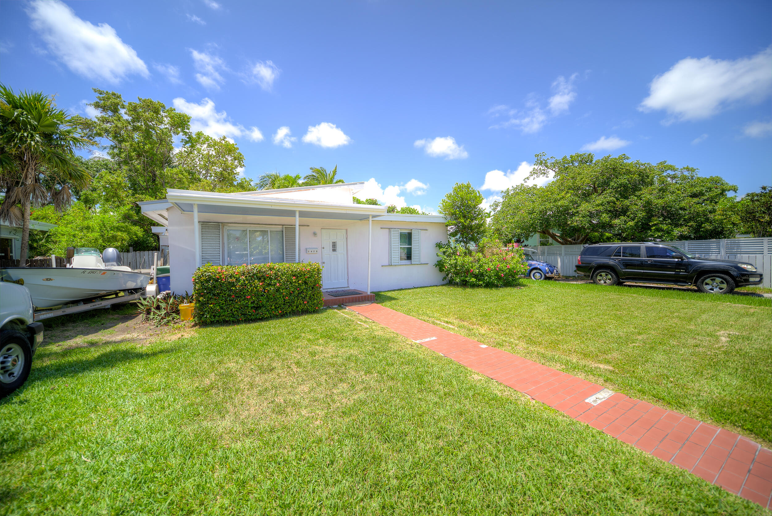 3429 Flagler Ave