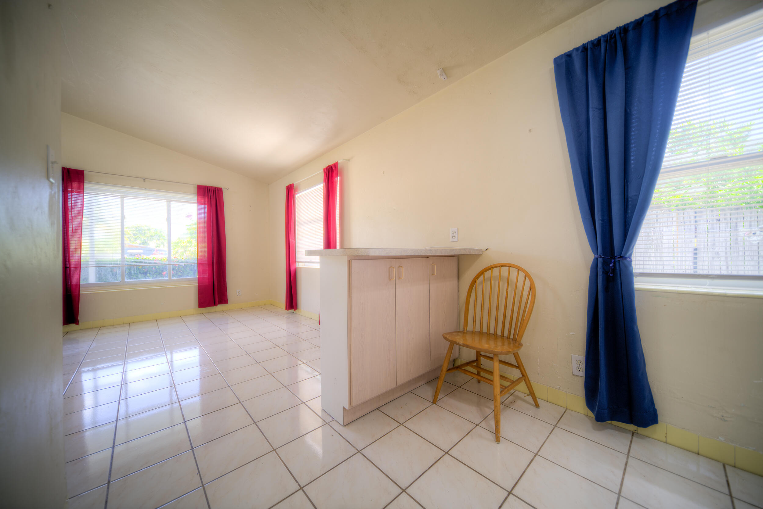 3429 Flagler Ave