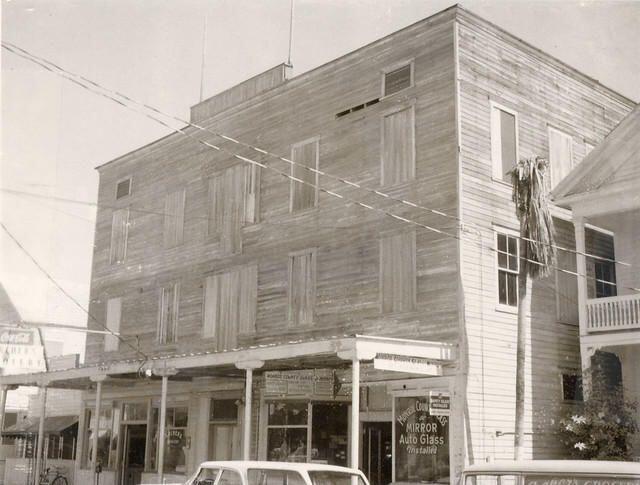 812 Fleming Street Unit: 1