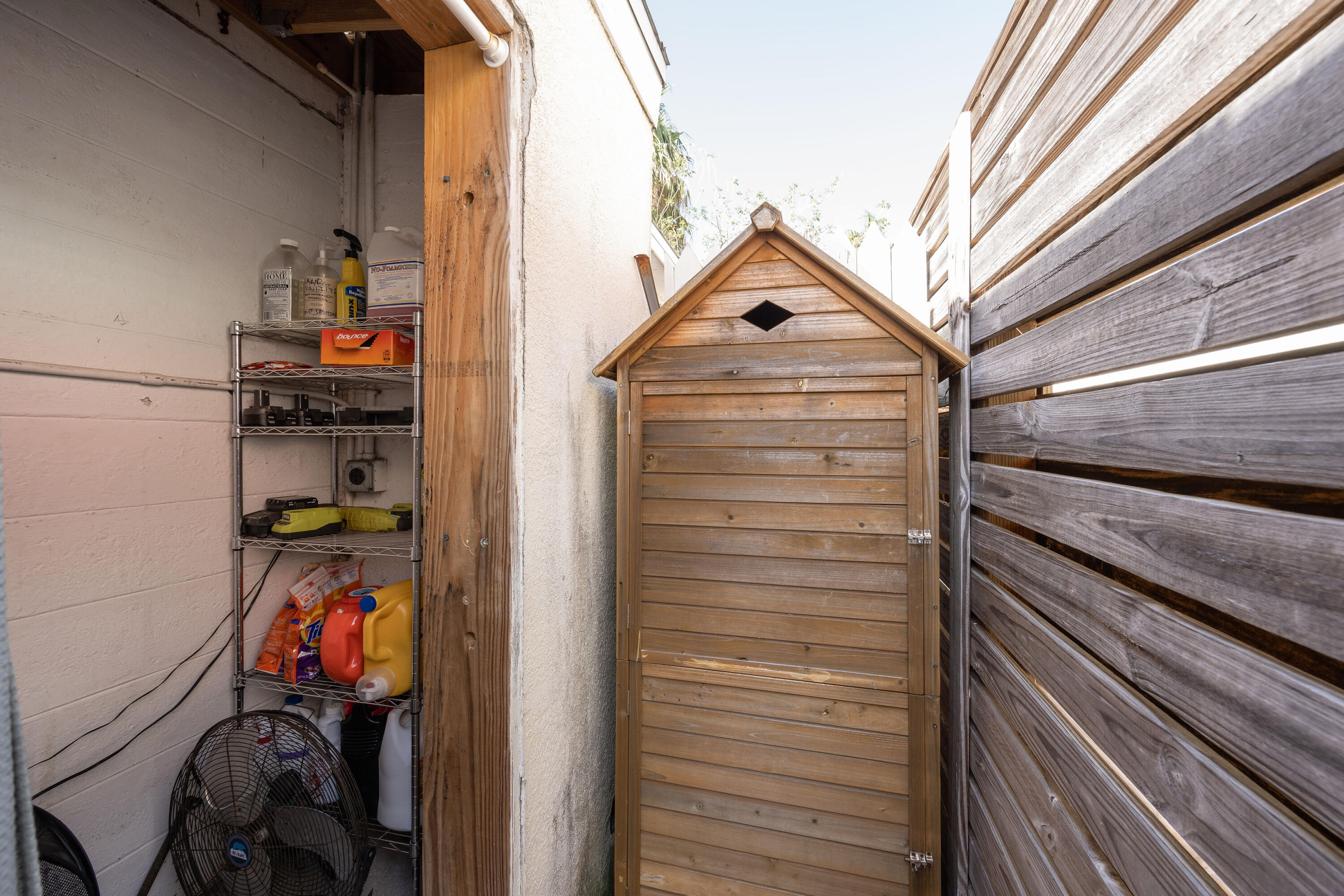 801 Waddell Avenue Unit: 2