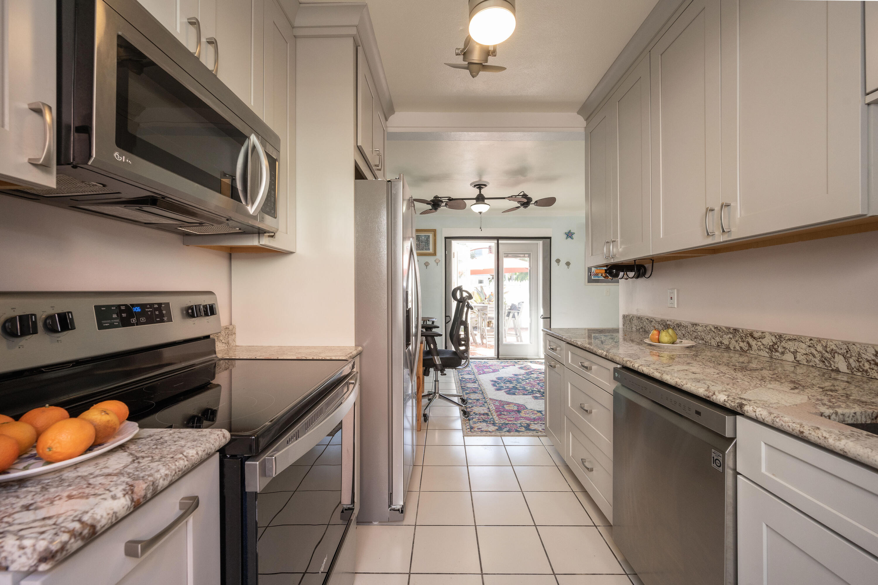 801 Waddell Avenue Unit: 2