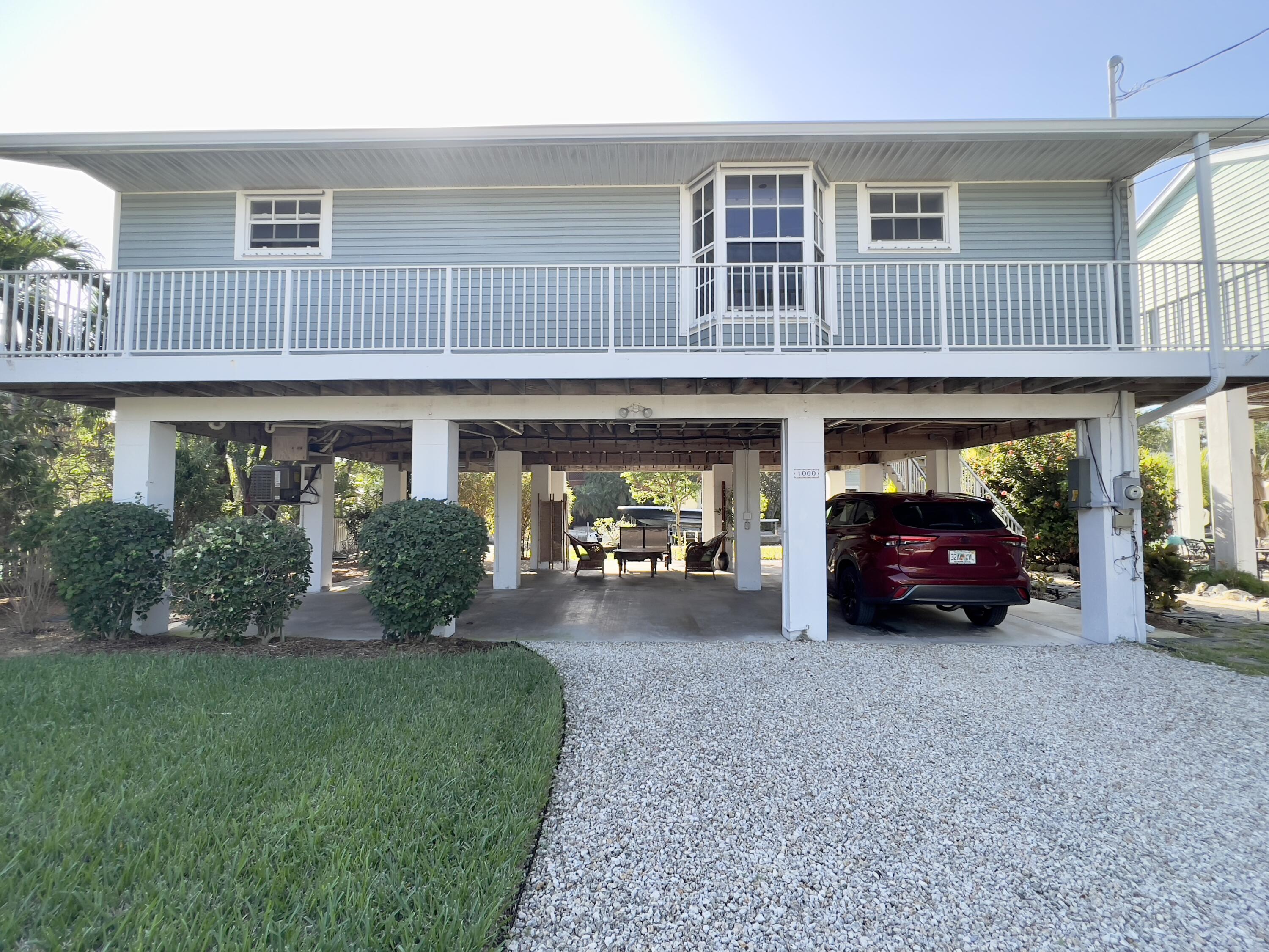 1060 Coxon Lane