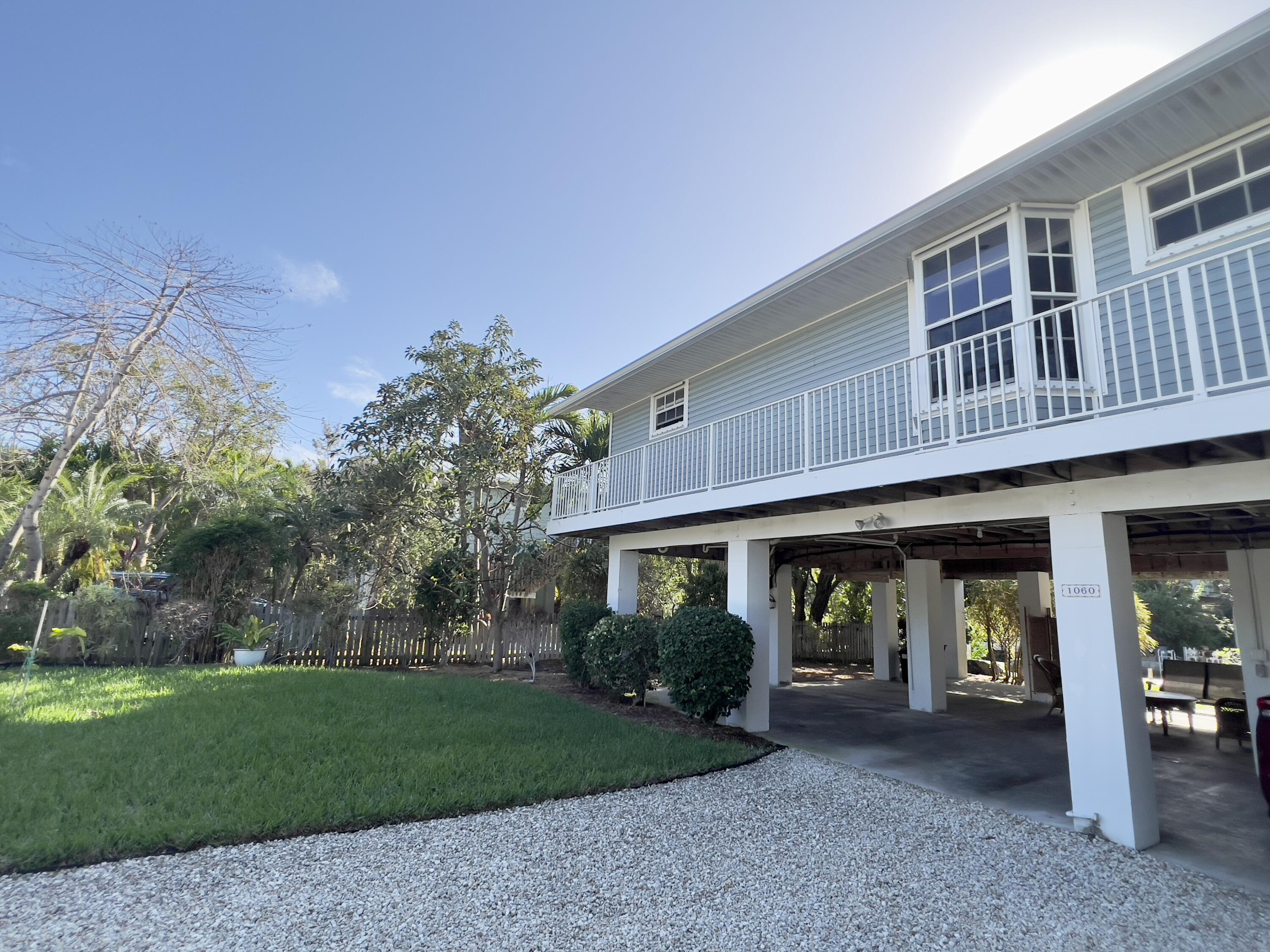 1060 Coxon Lane