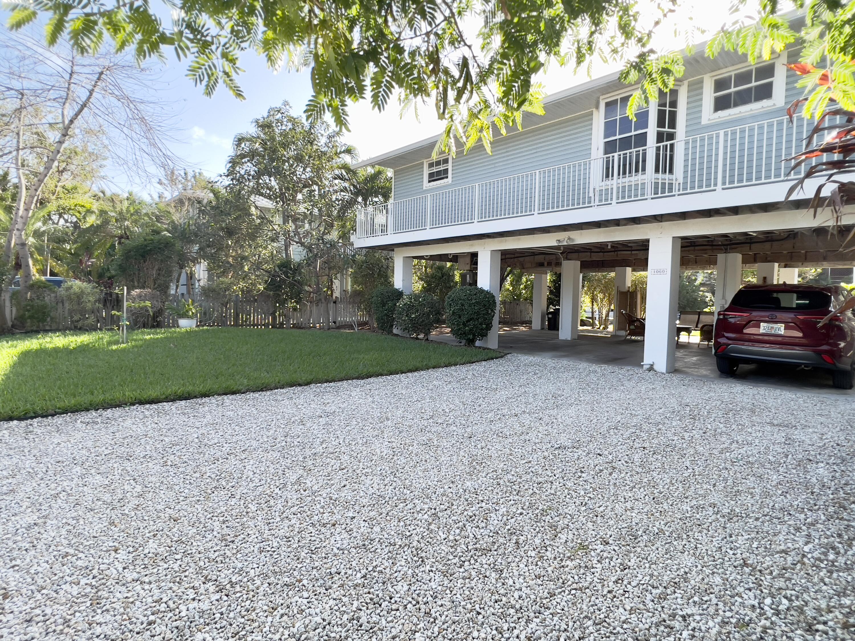 1060 Coxon Lane