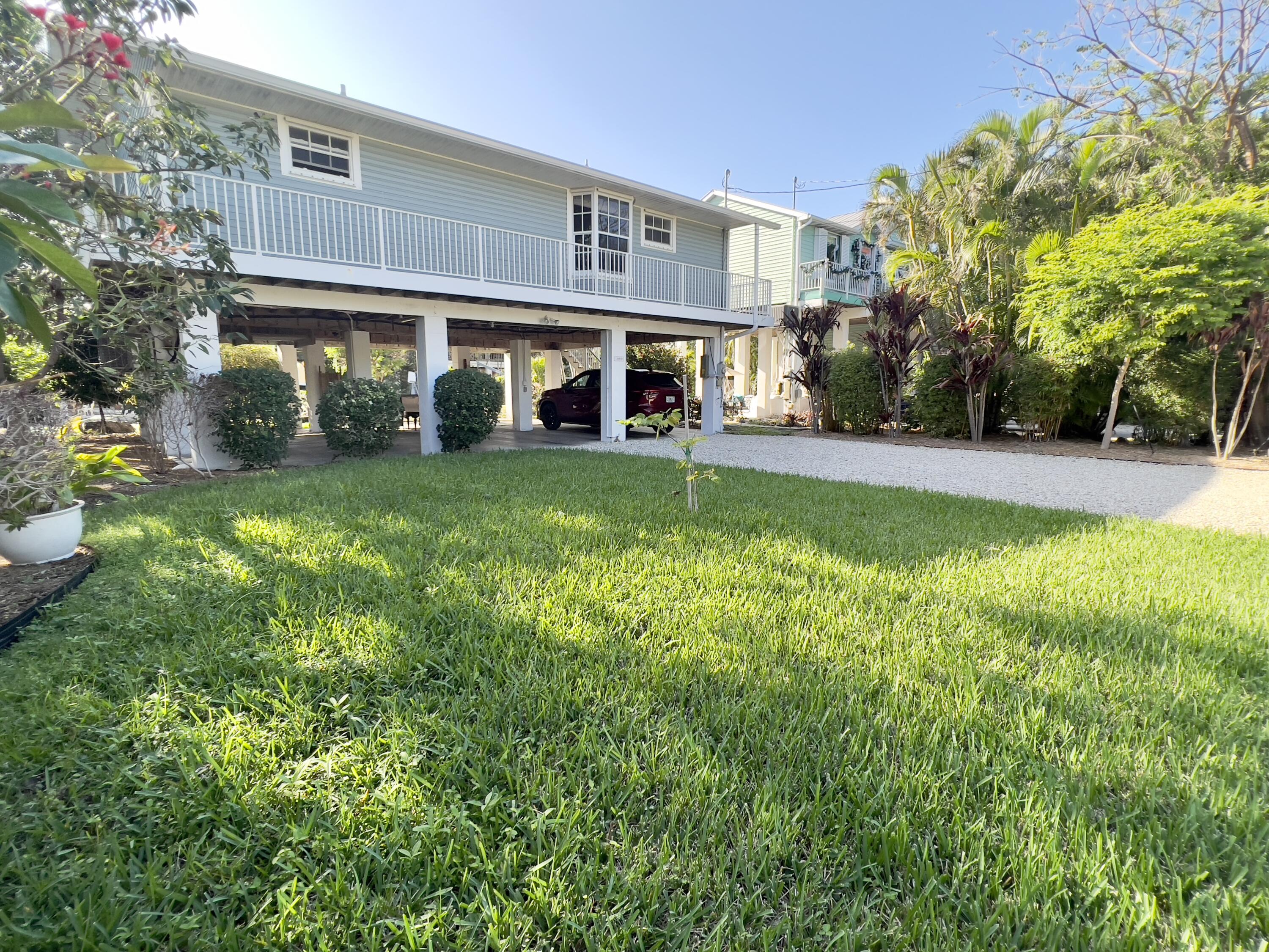 1060 Coxon Lane