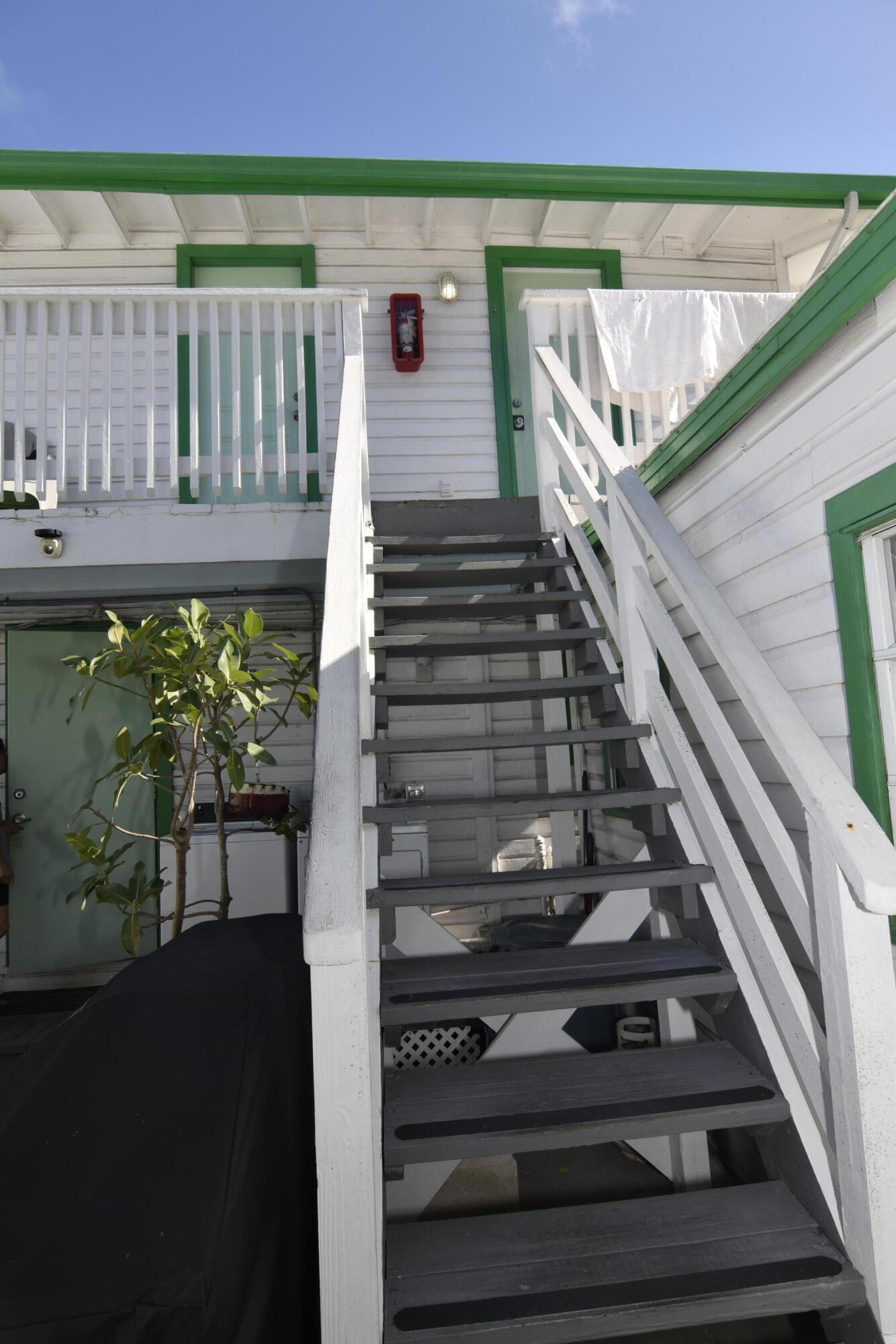 720-726 Emma St