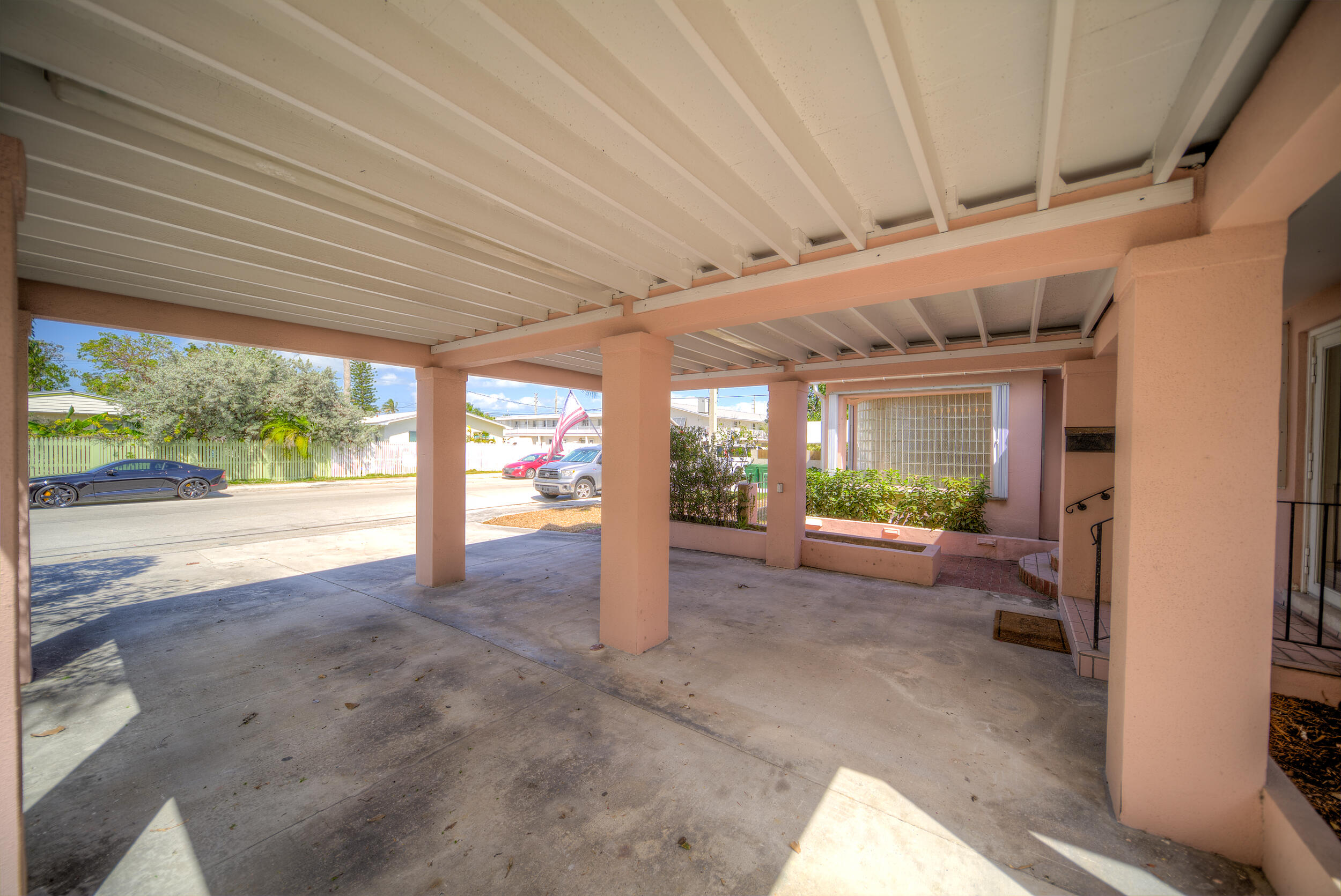 3056 Riviera Drive