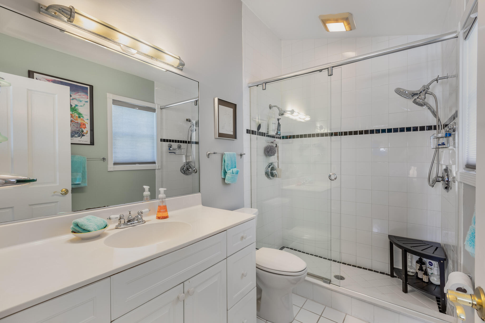 603 Angela Street Unit: 2