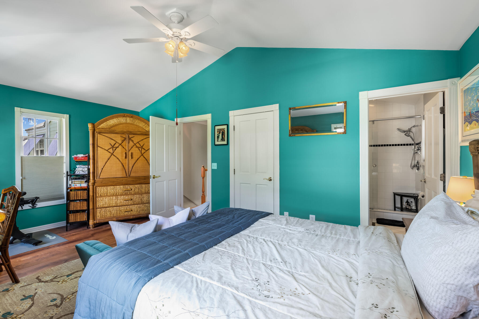 603 Angela Street Unit: 2