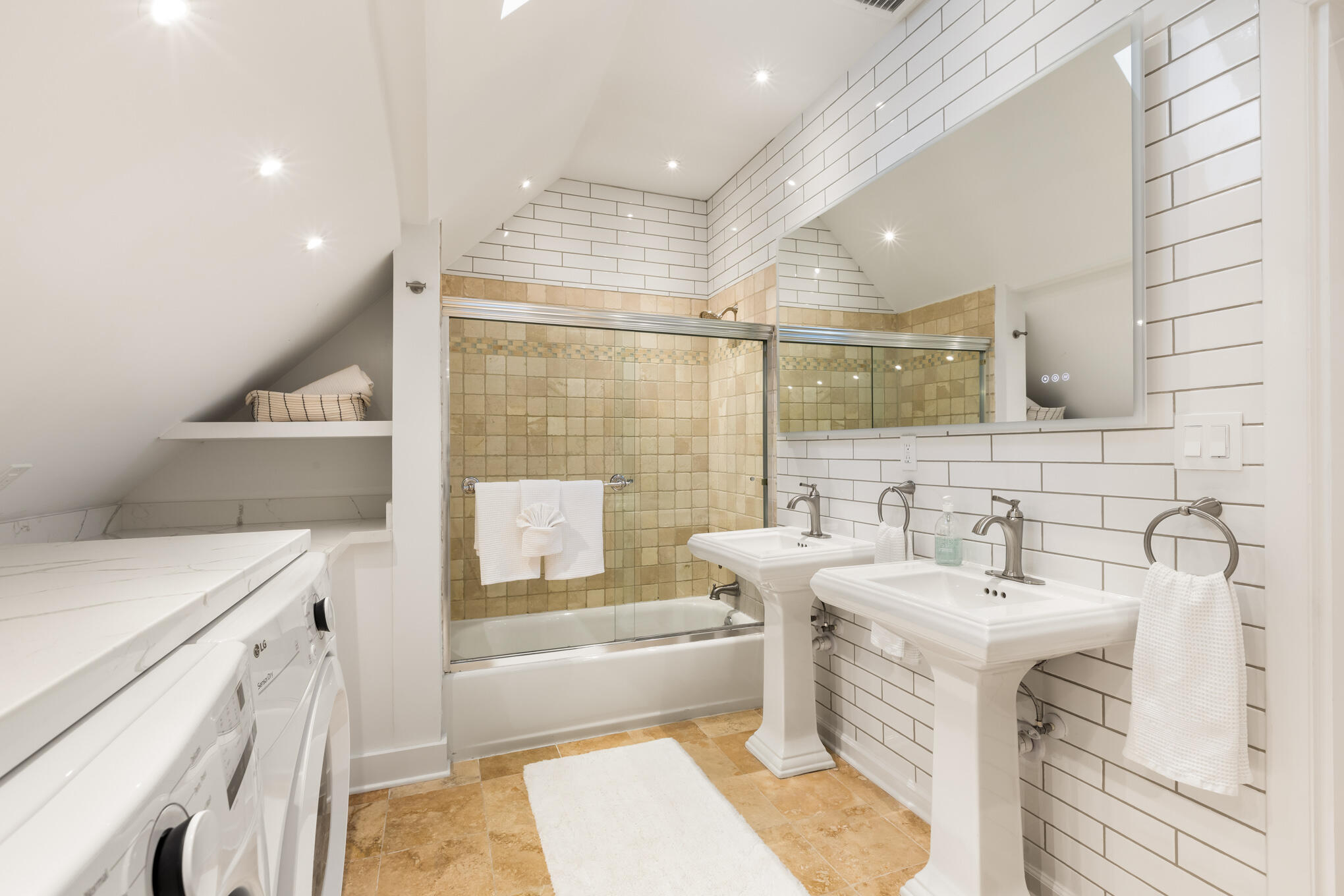 624 Fleming Street Unit: B