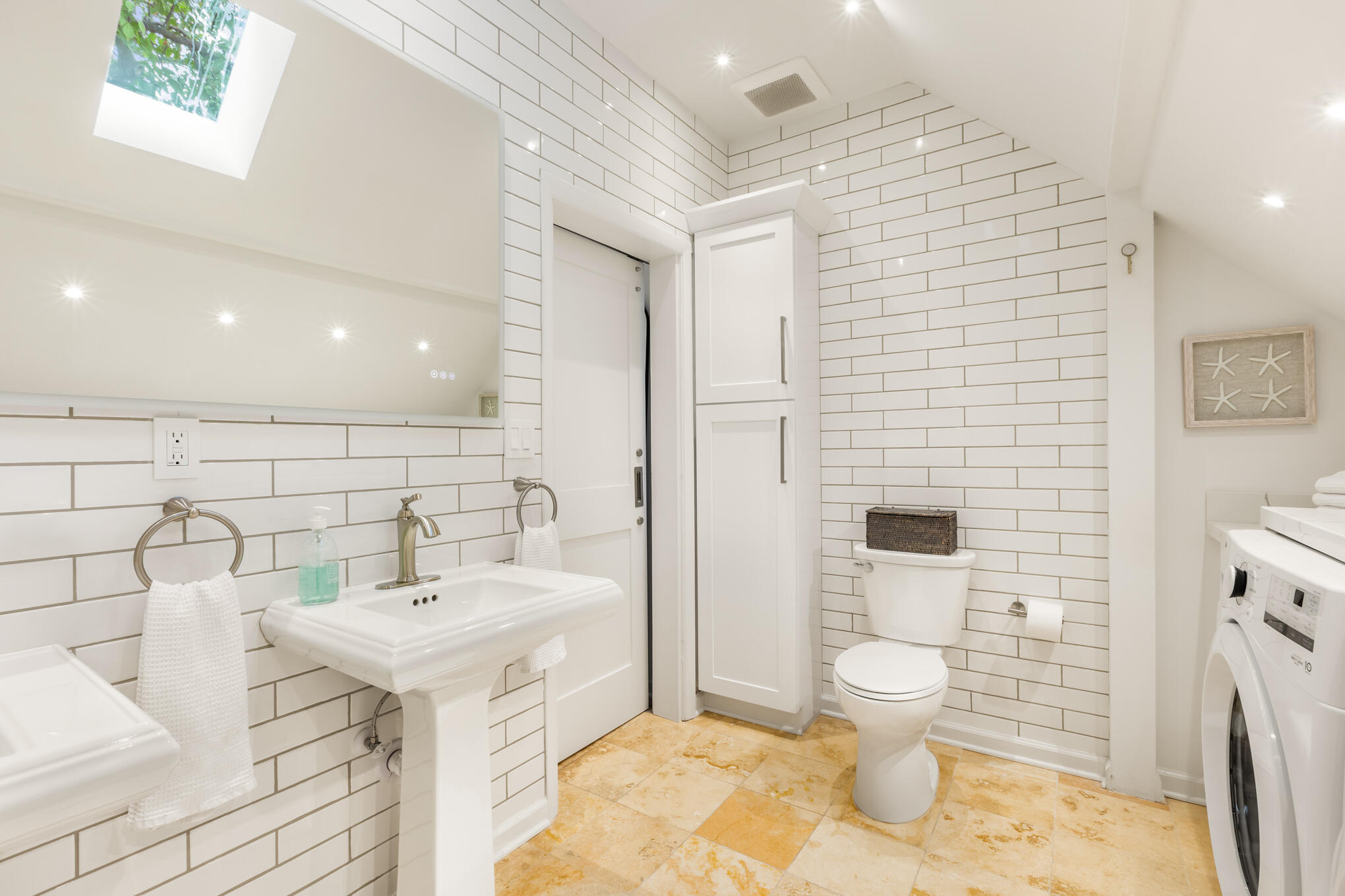 624 Fleming Street Unit: B
