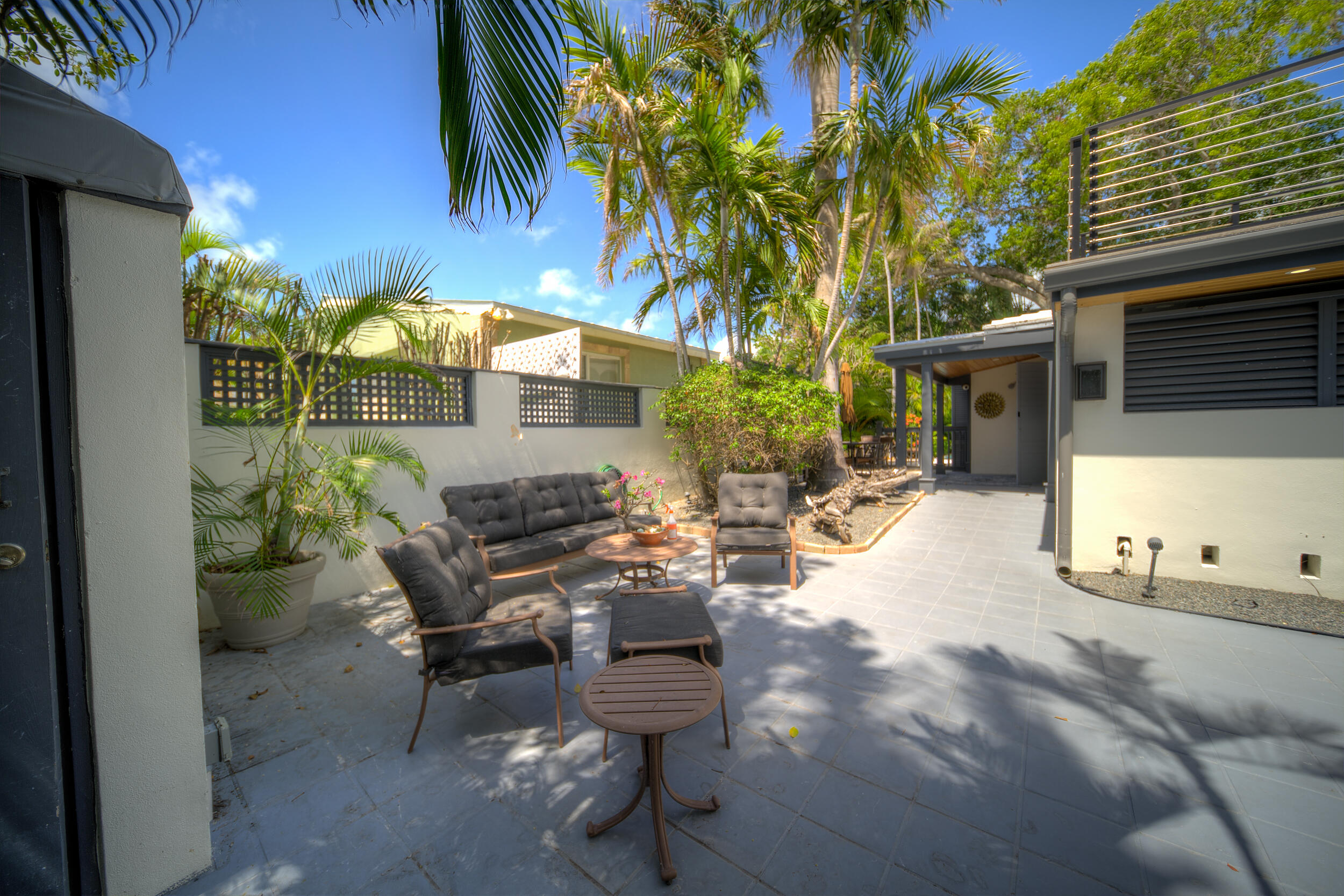 1025 Casa Marina Court