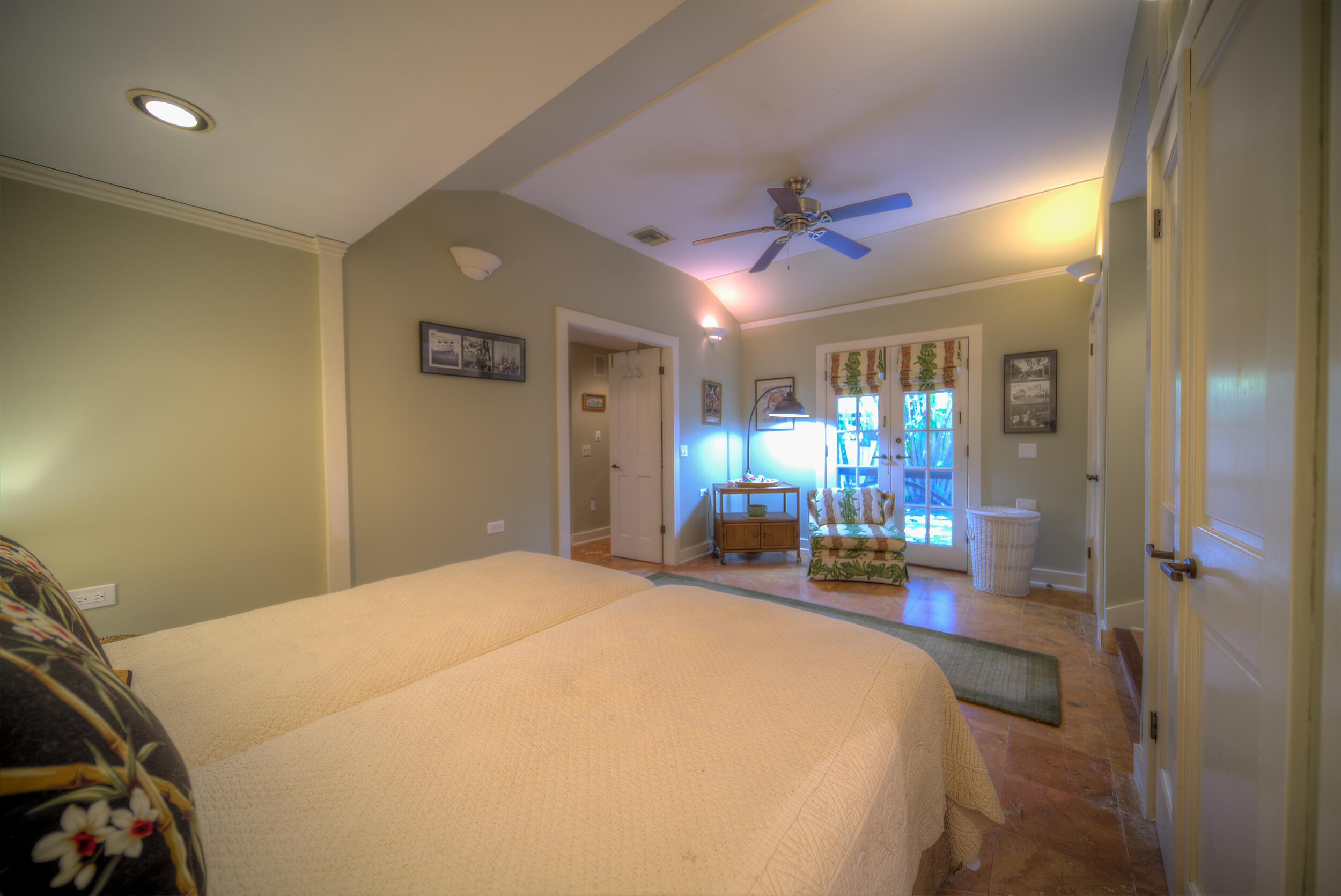 1025 Casa Marina Court