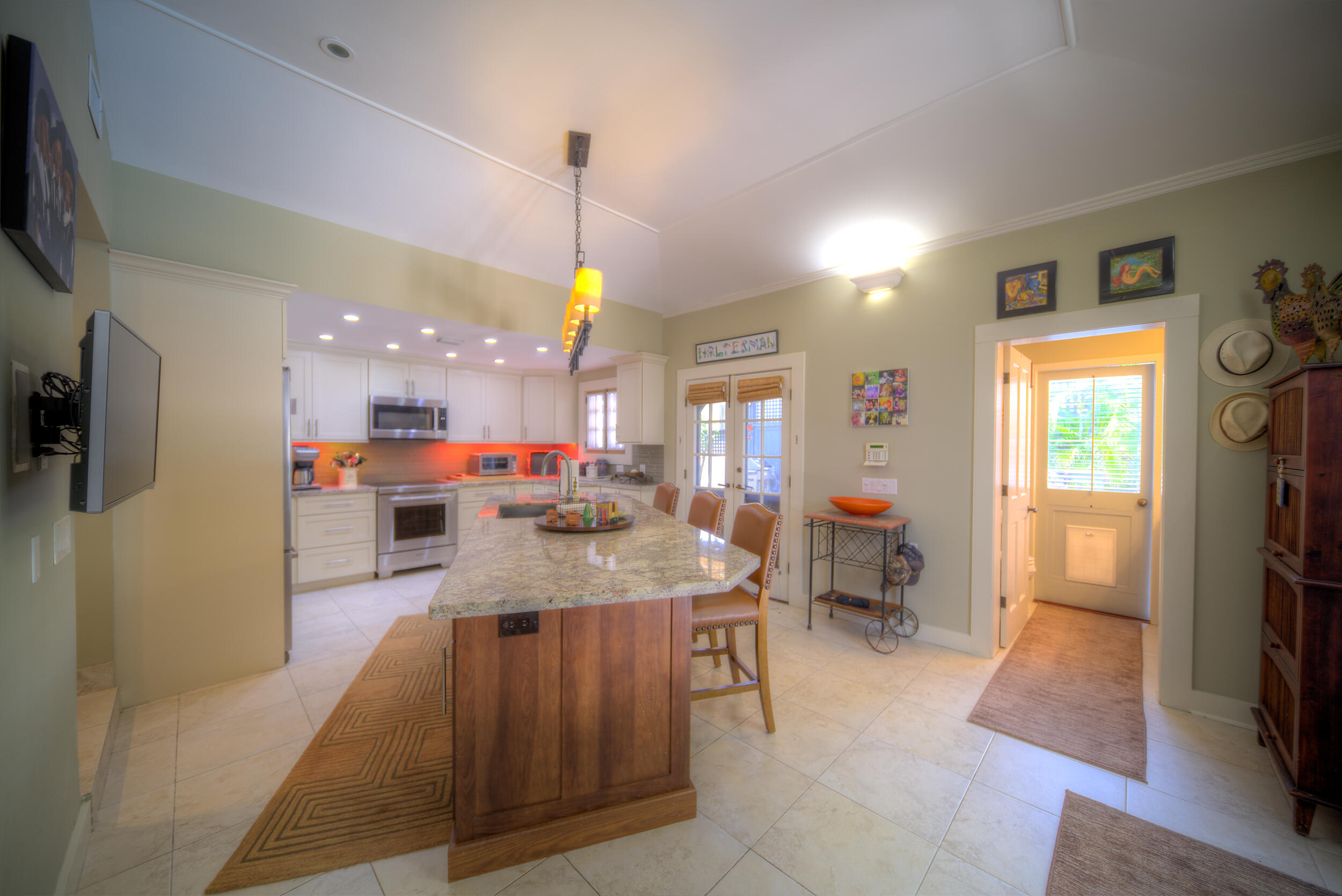 1025 Casa Marina Court