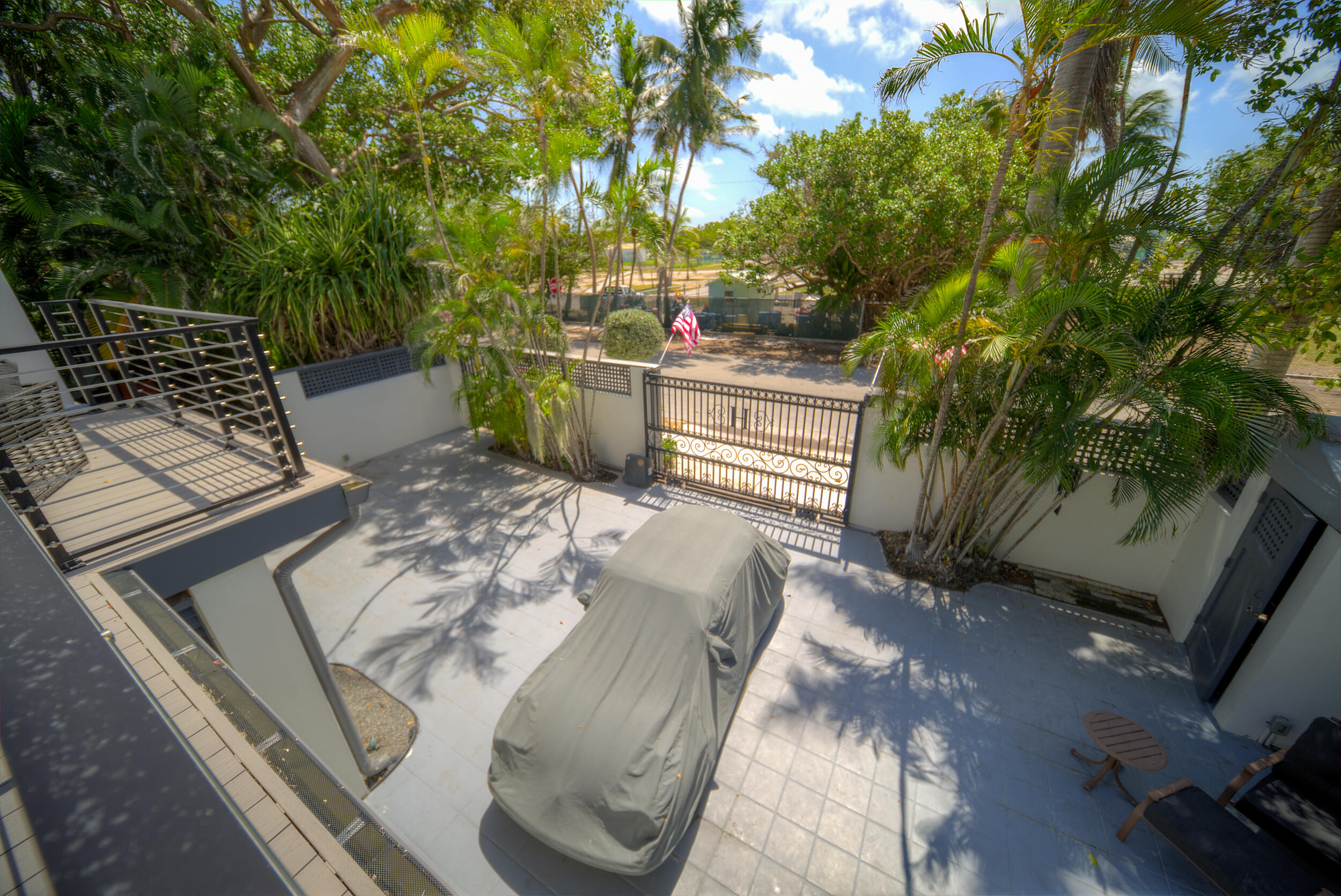 1025 Casa Marina Court