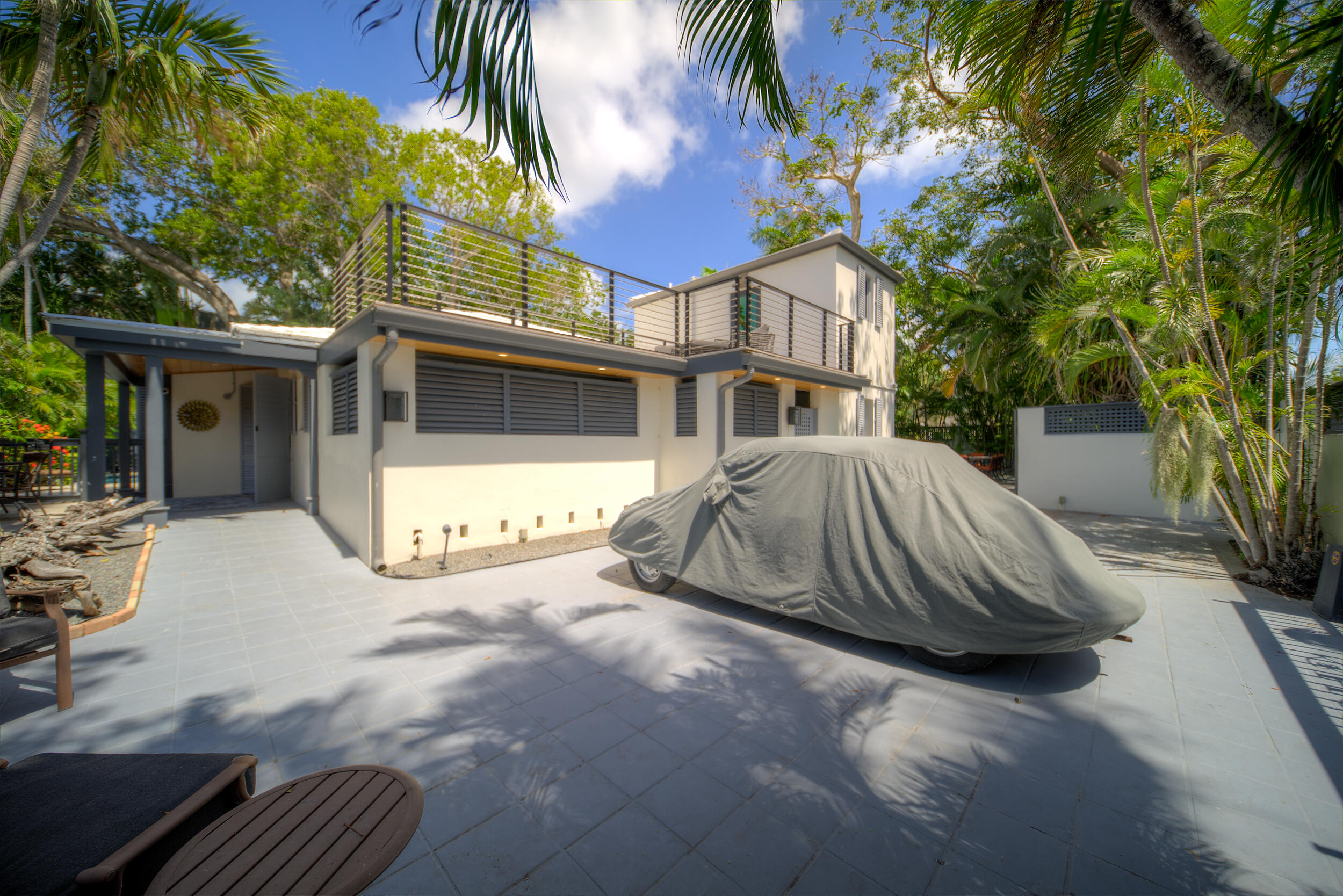 1025 Casa Marina Court