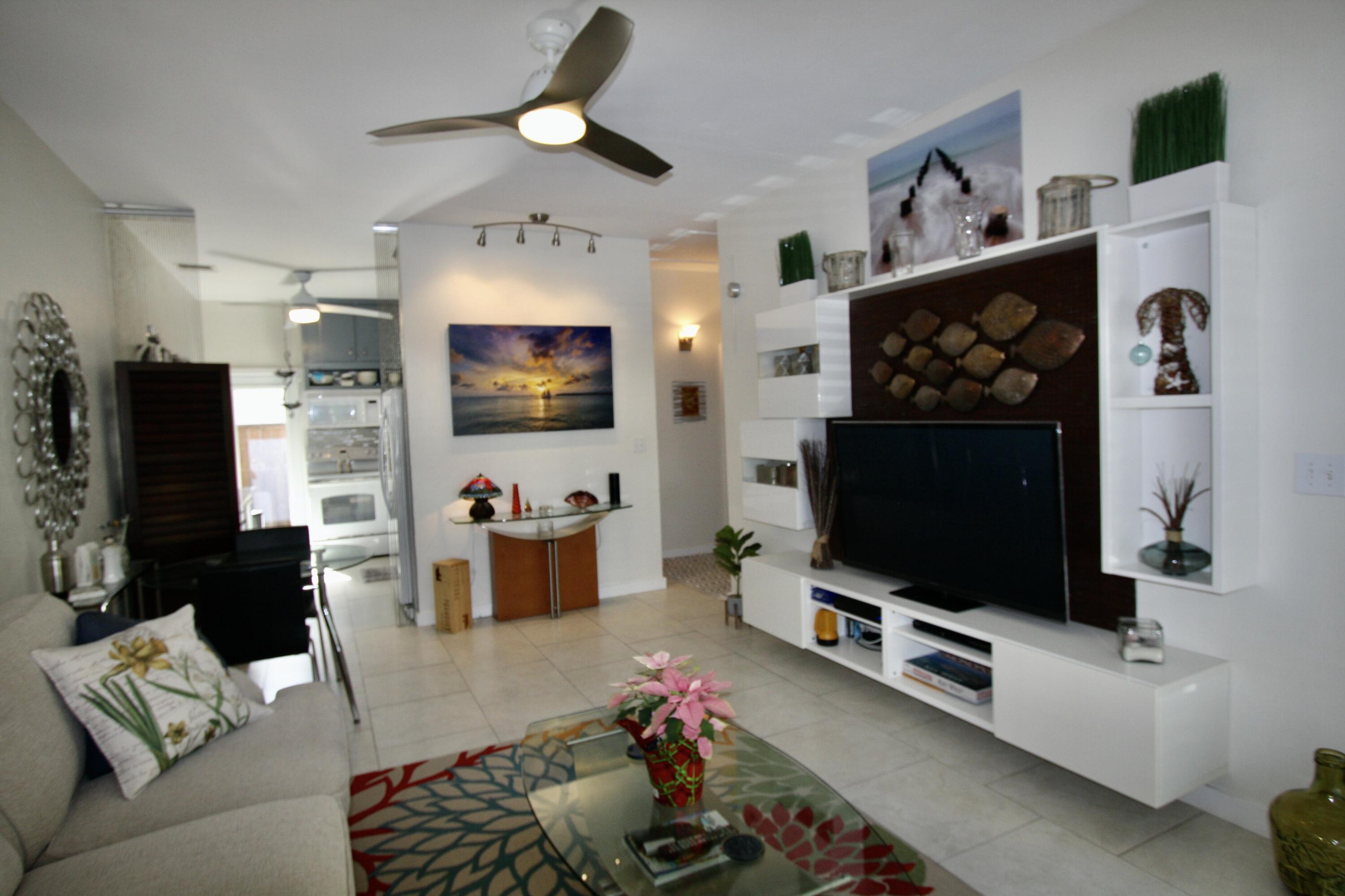1414 3rd Street Unit: B