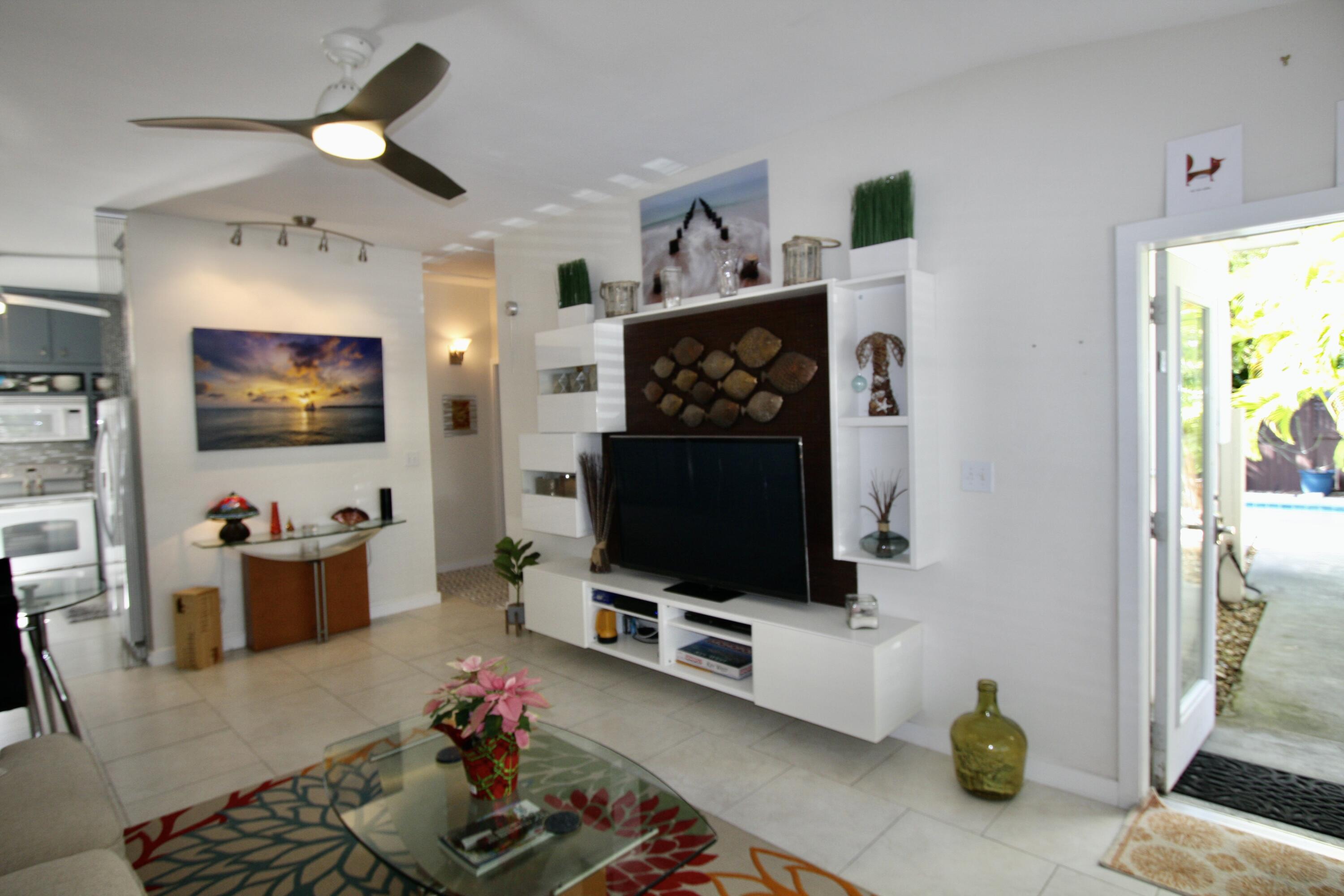 1414 3rd Street Unit: B