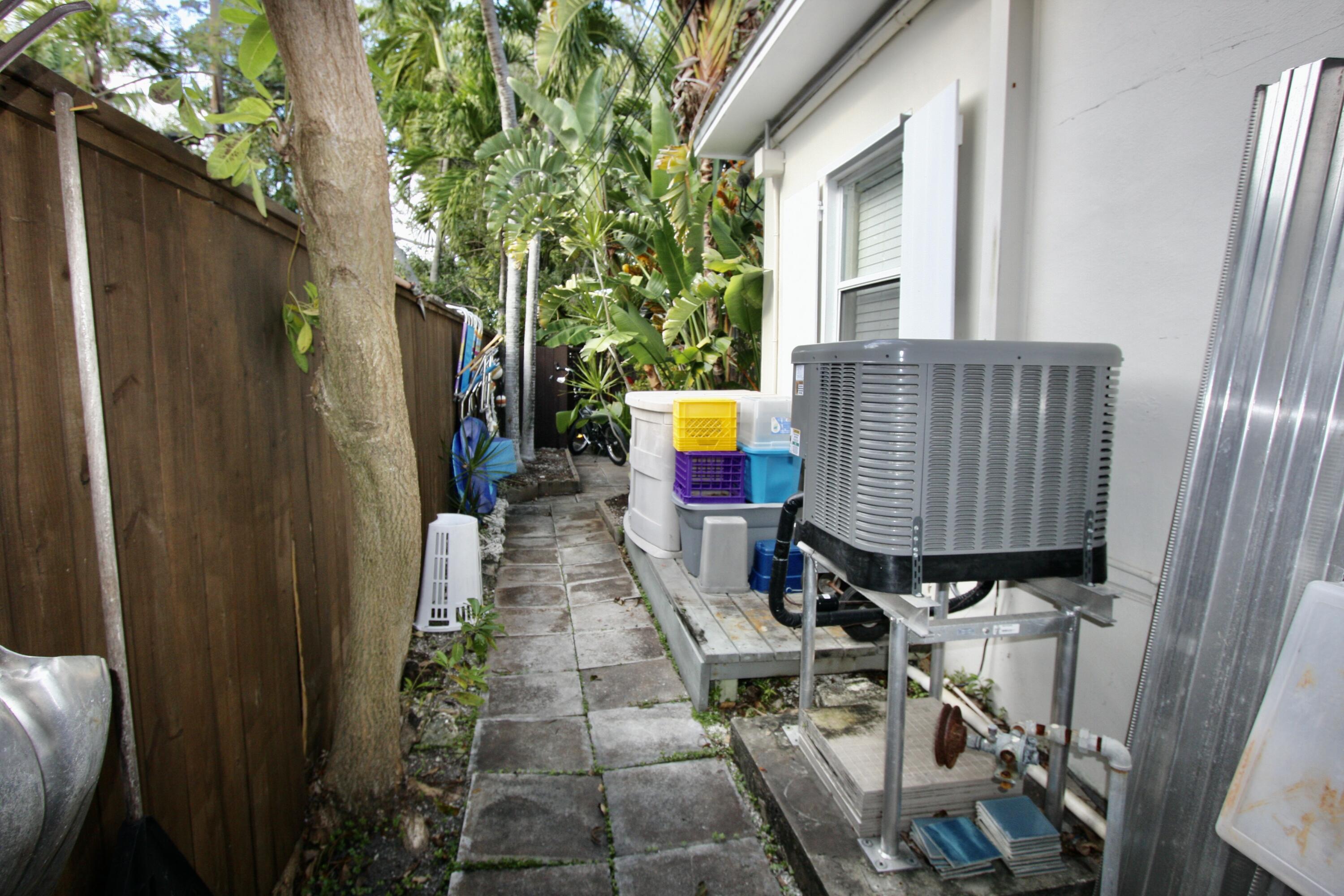 1414 3rd Street Unit: B