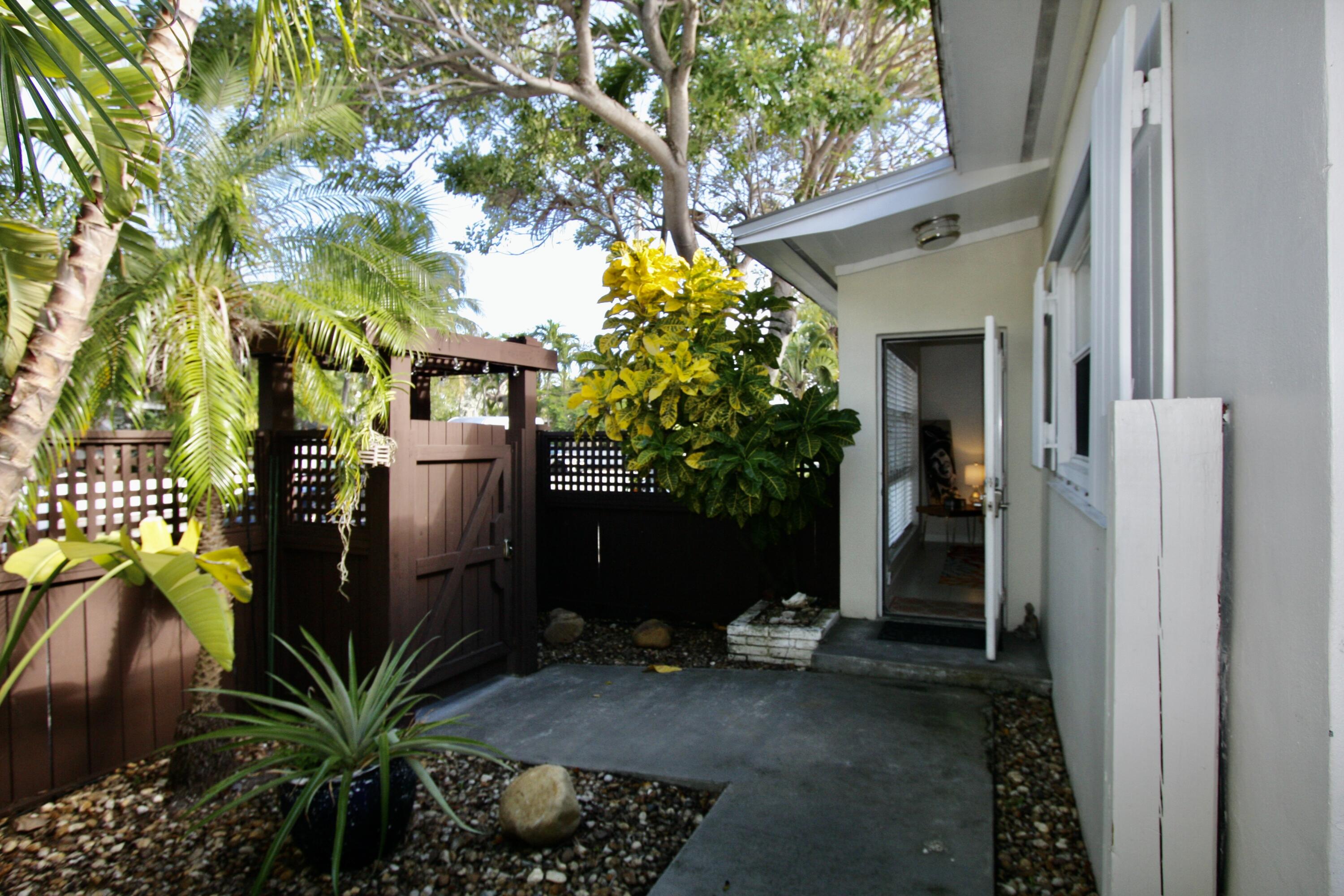 1414 3rd Street Unit: B
