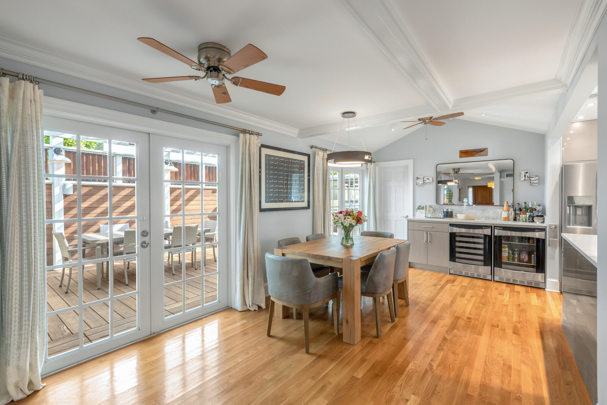 611 Grinnell Street Unit: 1