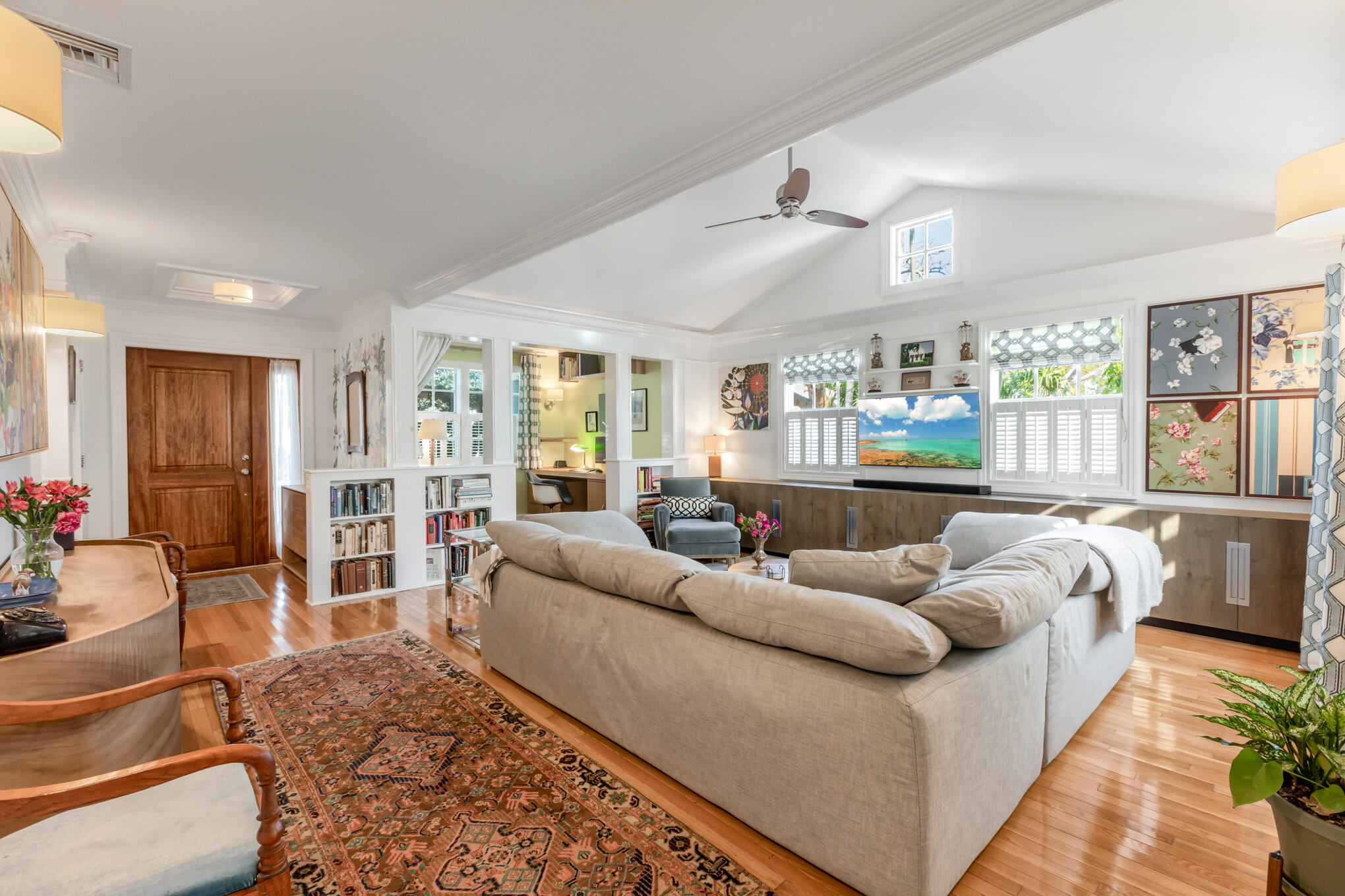 611 Grinnell Street Unit: 1