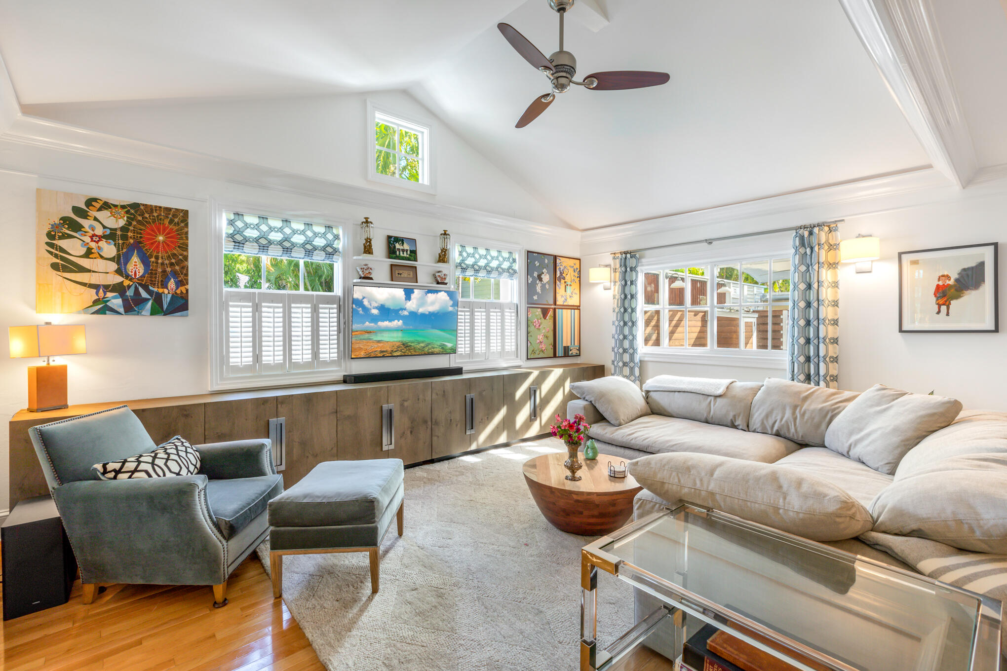 611 Grinnell Street Unit: 1