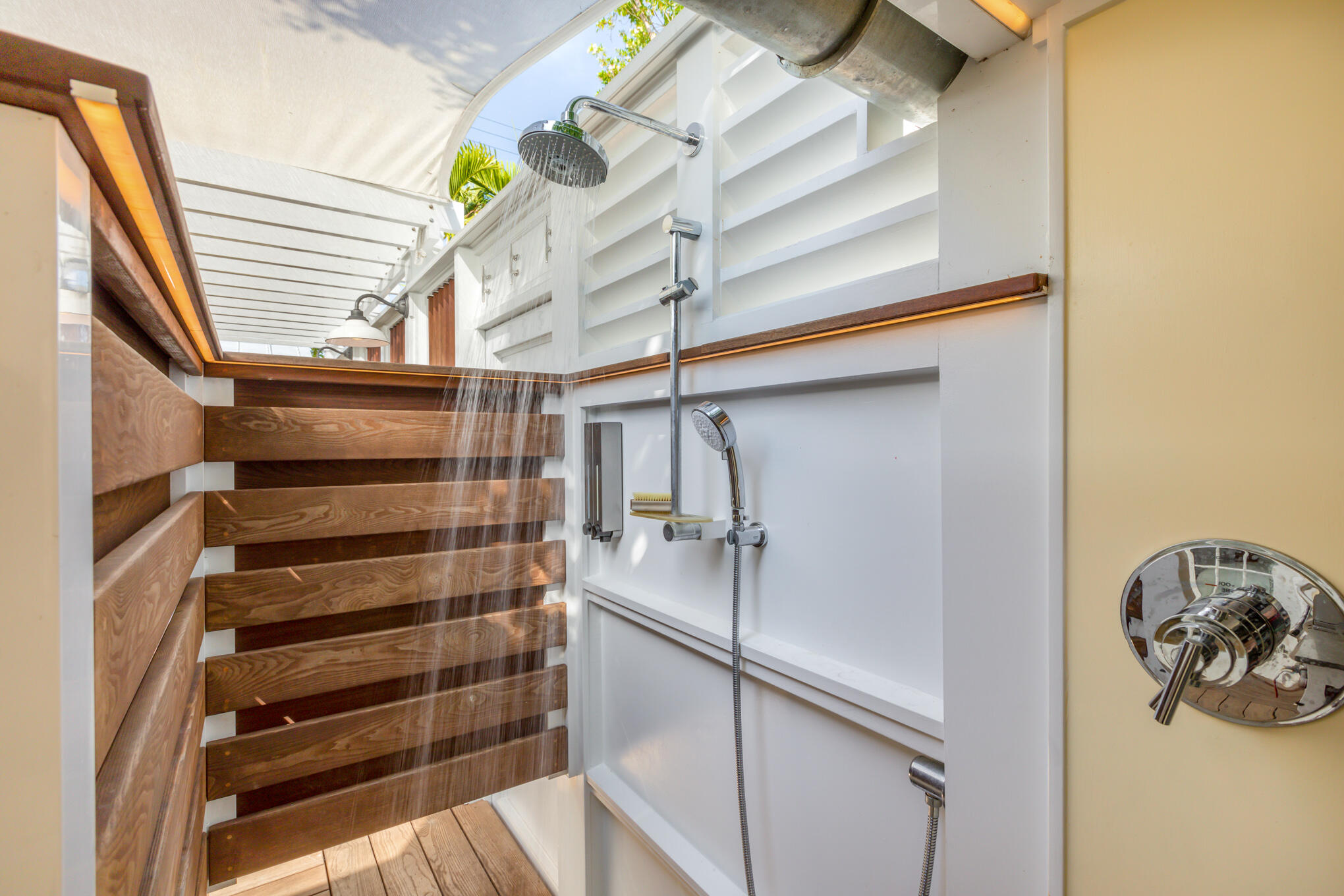 611 Grinnell Street Unit: 1