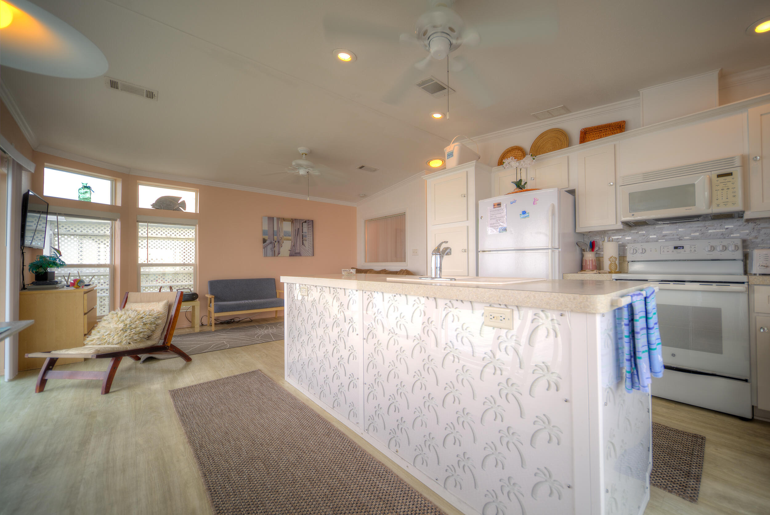 701 Spanish Main Dr, #94