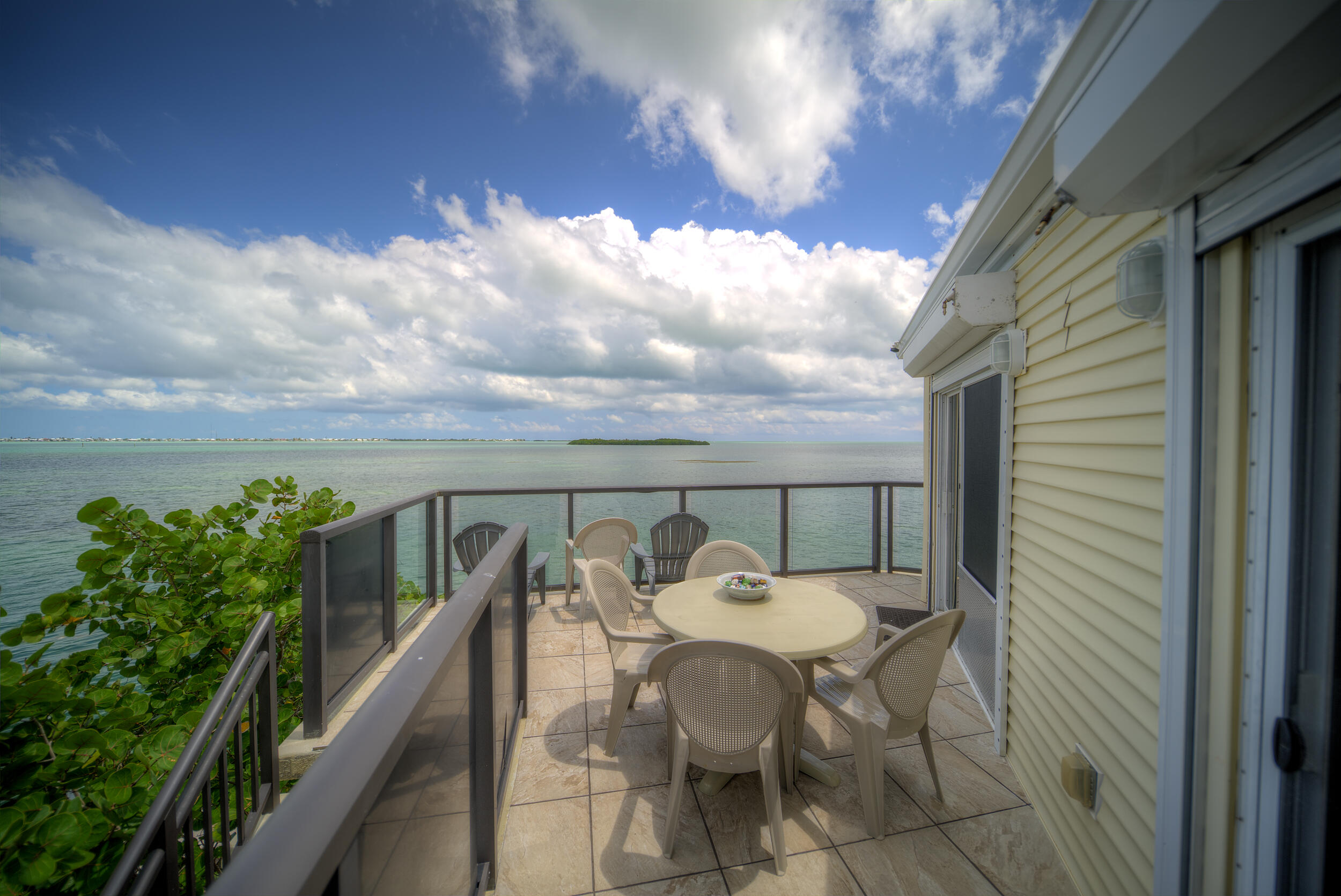 701 Spanish Main Dr, #94
