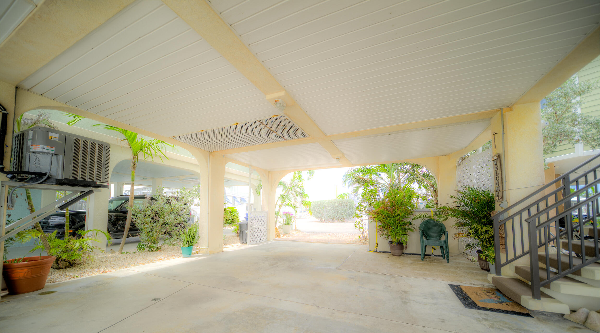 701 Spanish Main Dr, #94