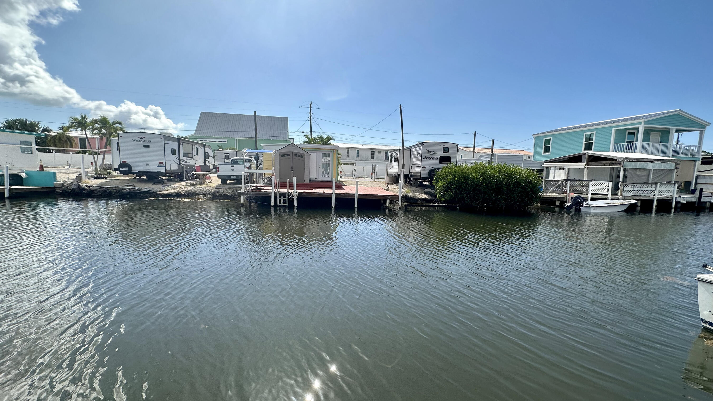 6099 Overseas Highway Unit: 75W