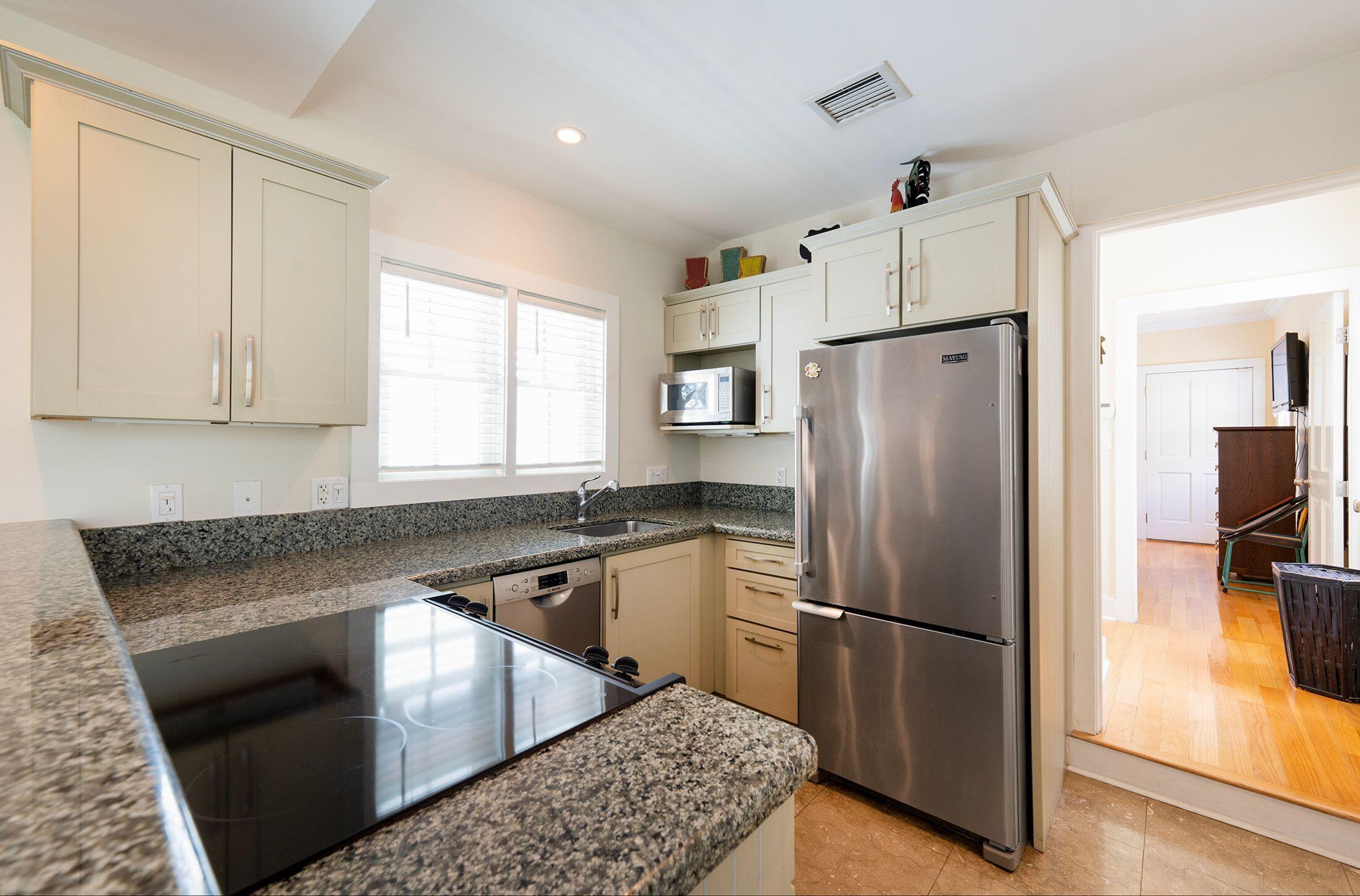 818 Whitehead Street Unit: 6