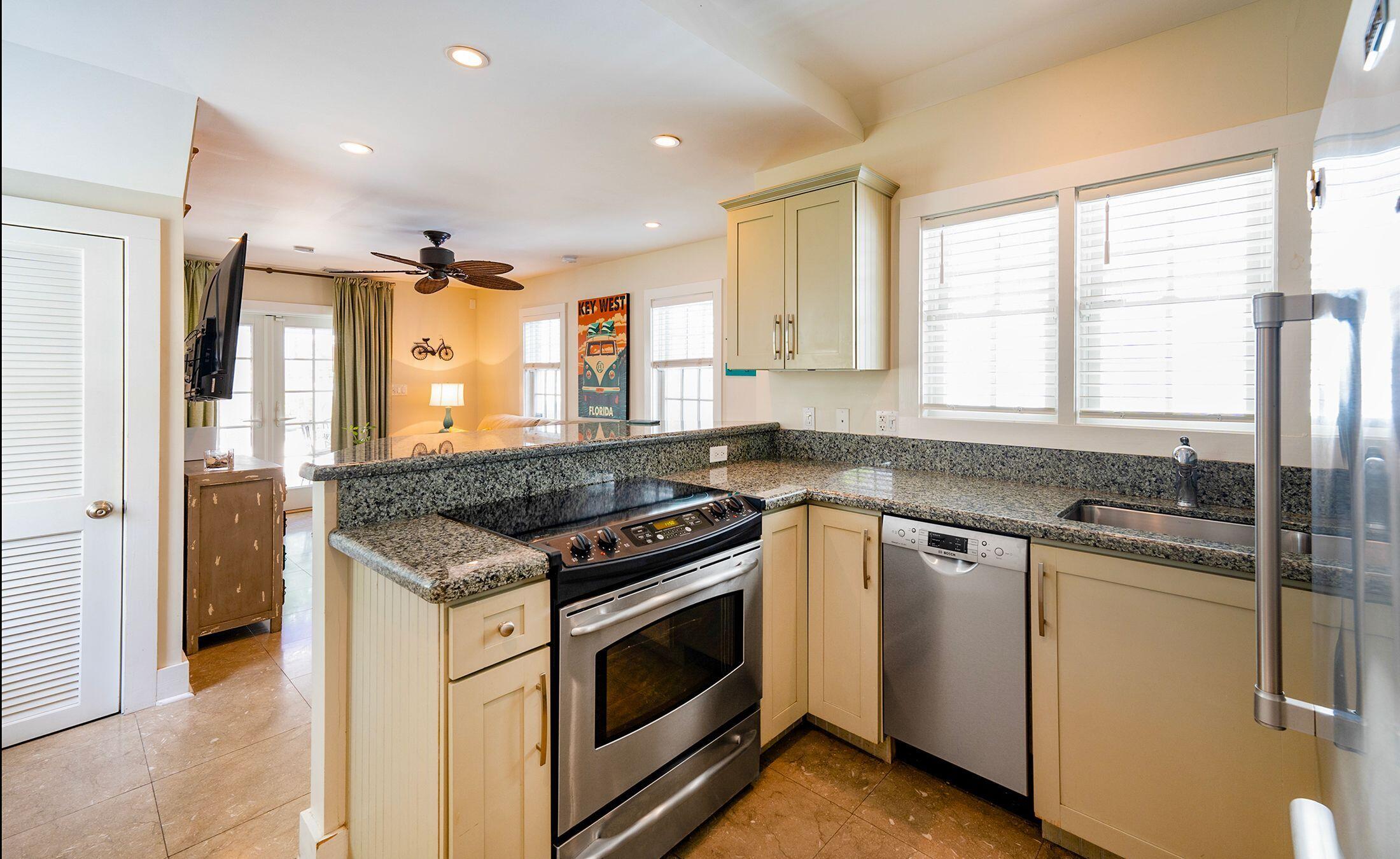 818 Whitehead Street Unit: 6
