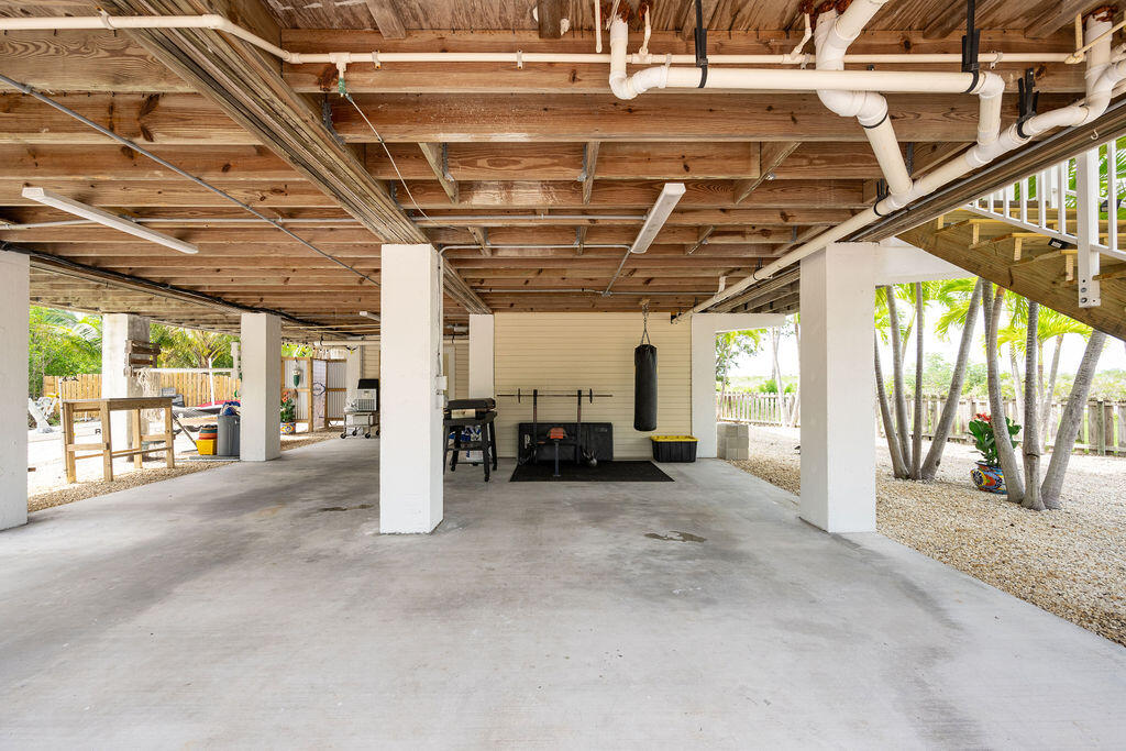 17206 Jamaica Lane