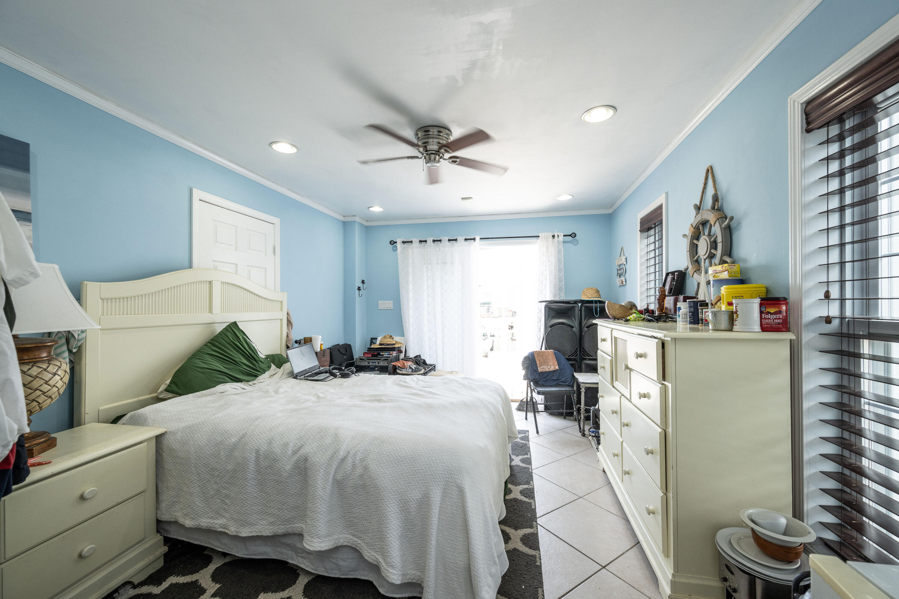 15B 8Th Avenue