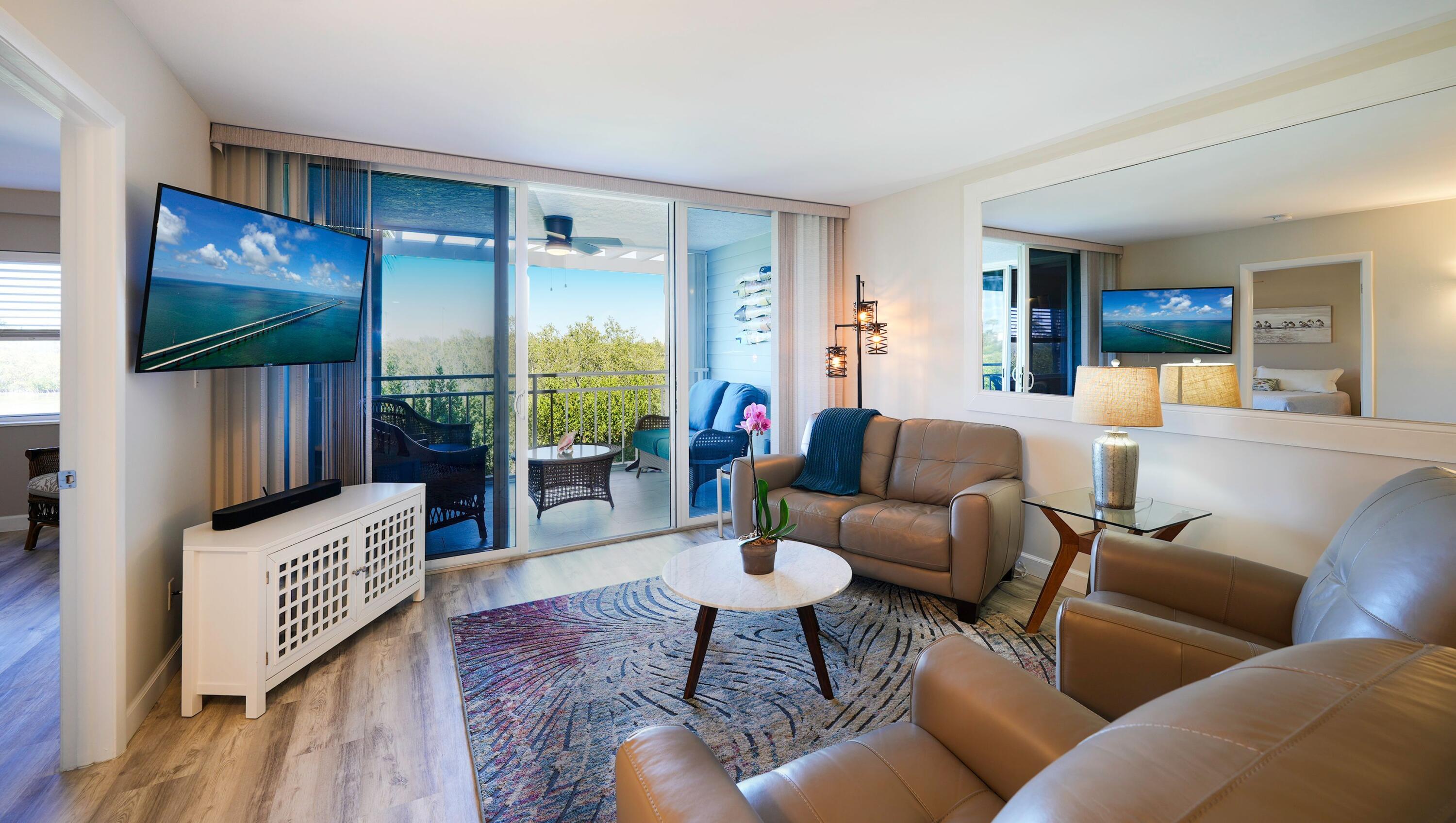 1901 S Roosevelt Boulevard Unit: 104N