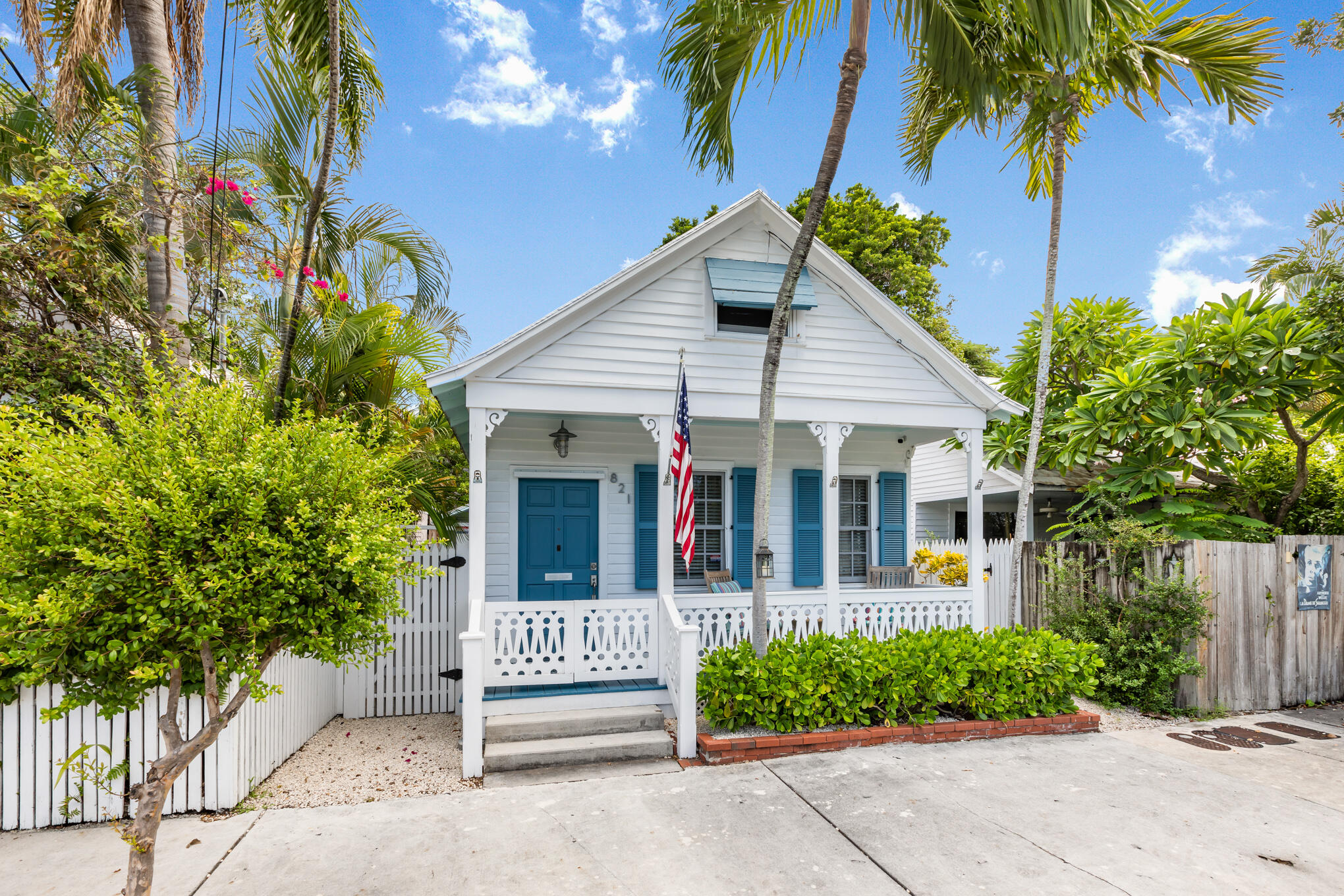 821 Frances Street