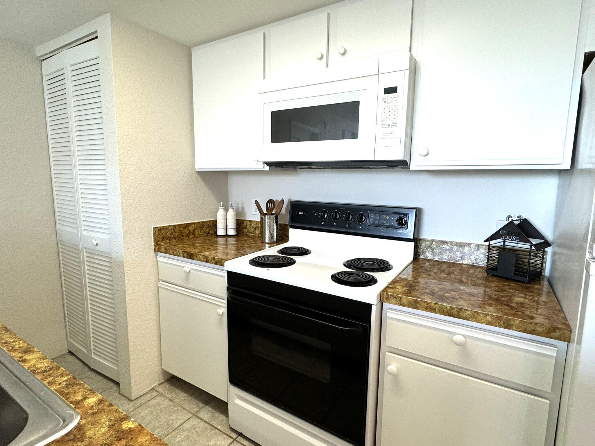 3655 Seaside Drive Unit: 324
