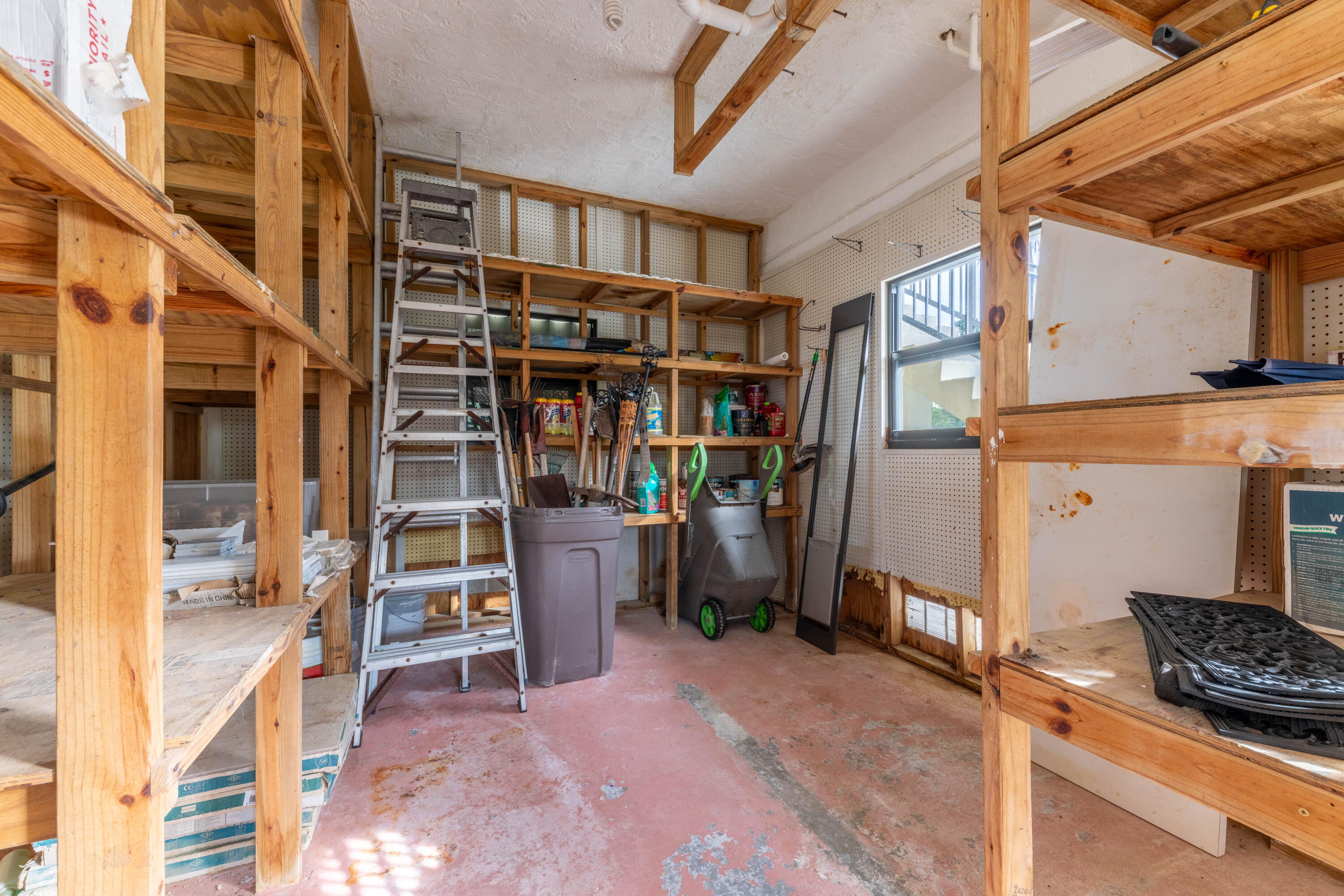 3841 Donna Road