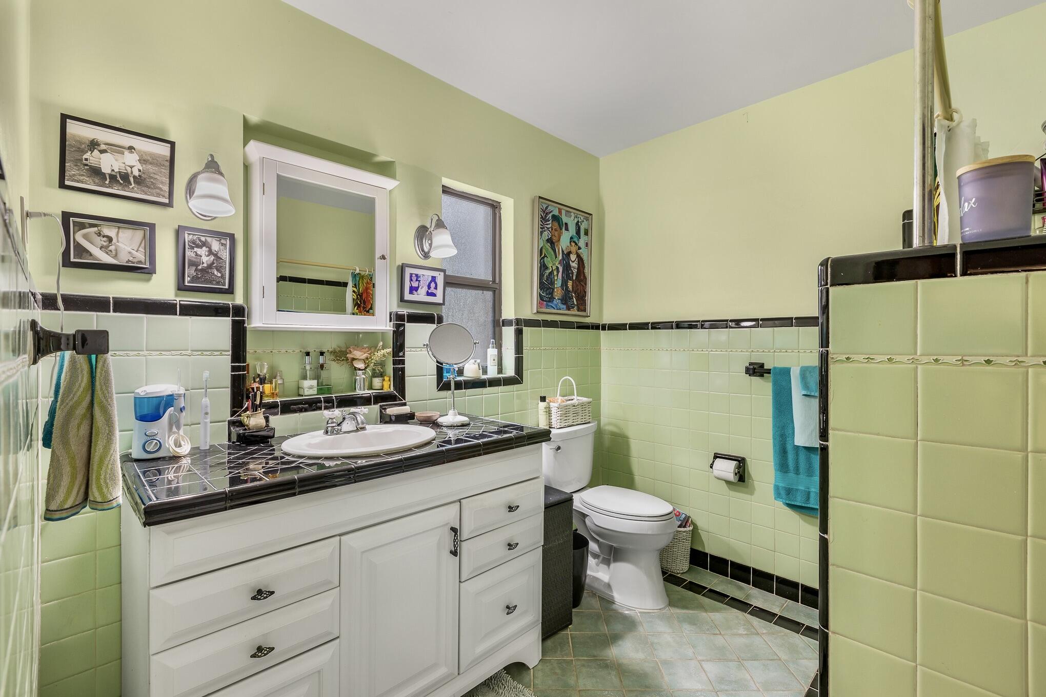 1504 18Th Street