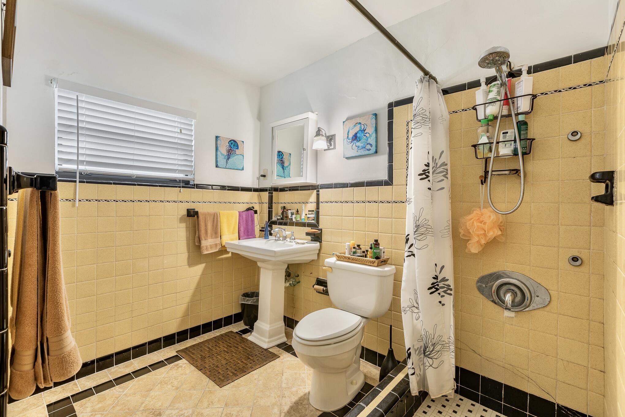 1504 18Th Street