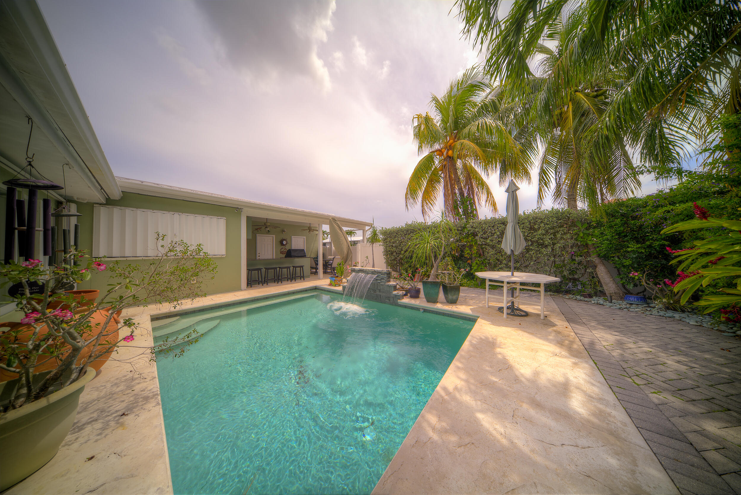 5 Amaryllis Dr