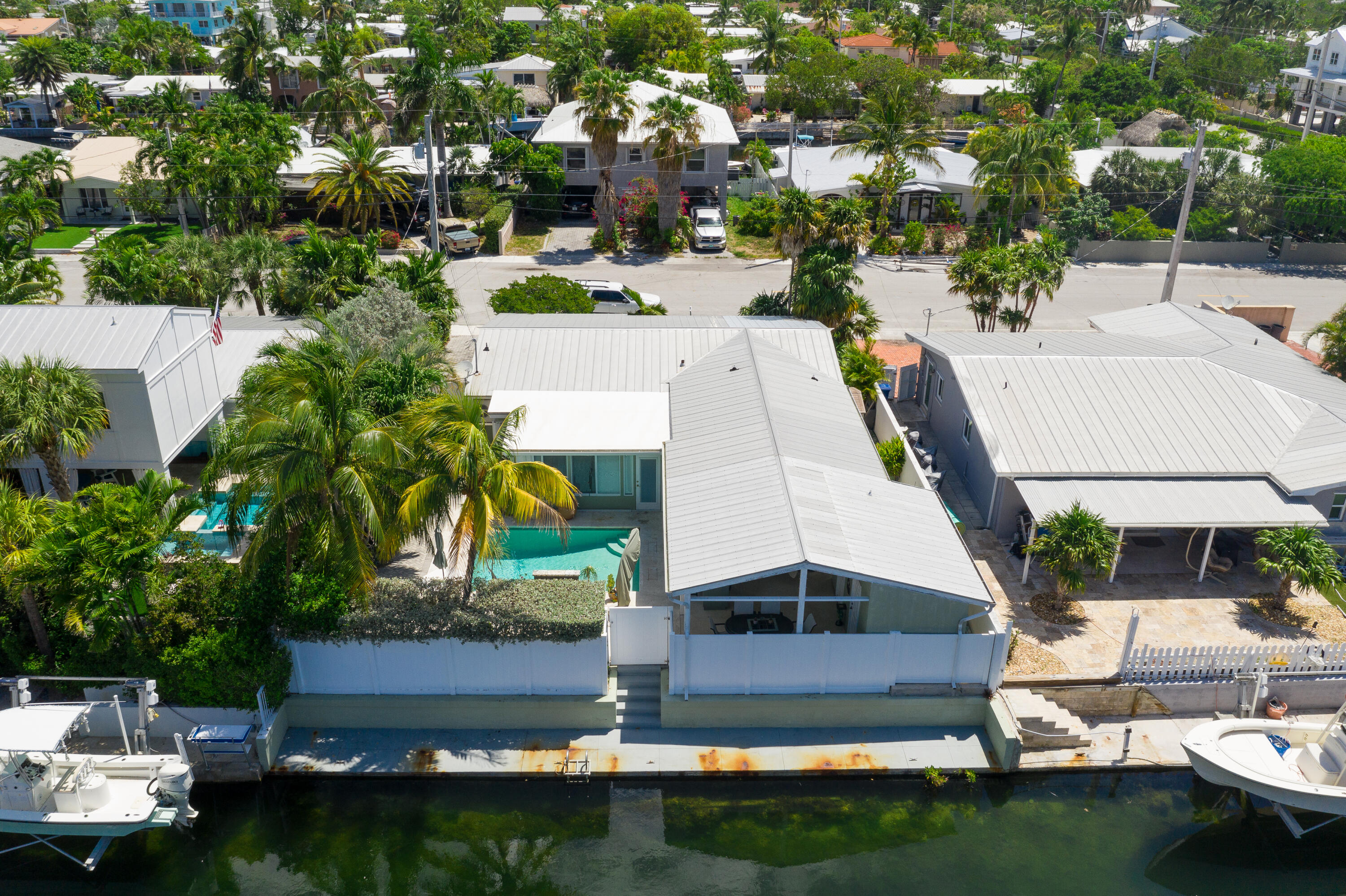 5 Amaryllis Dr