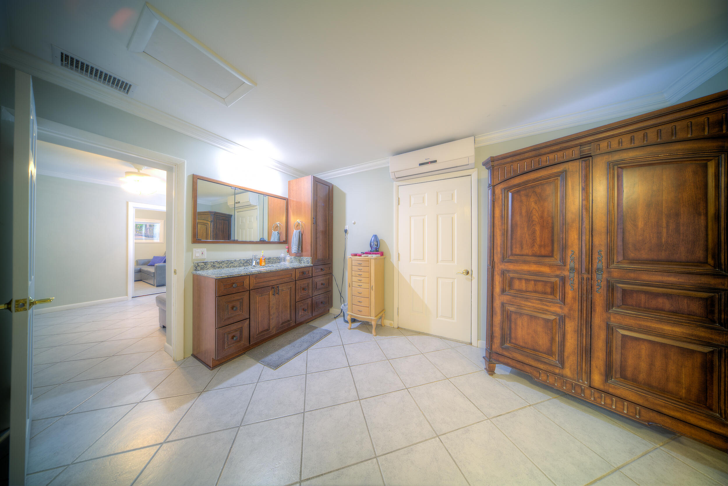 5 Amaryllis Dr