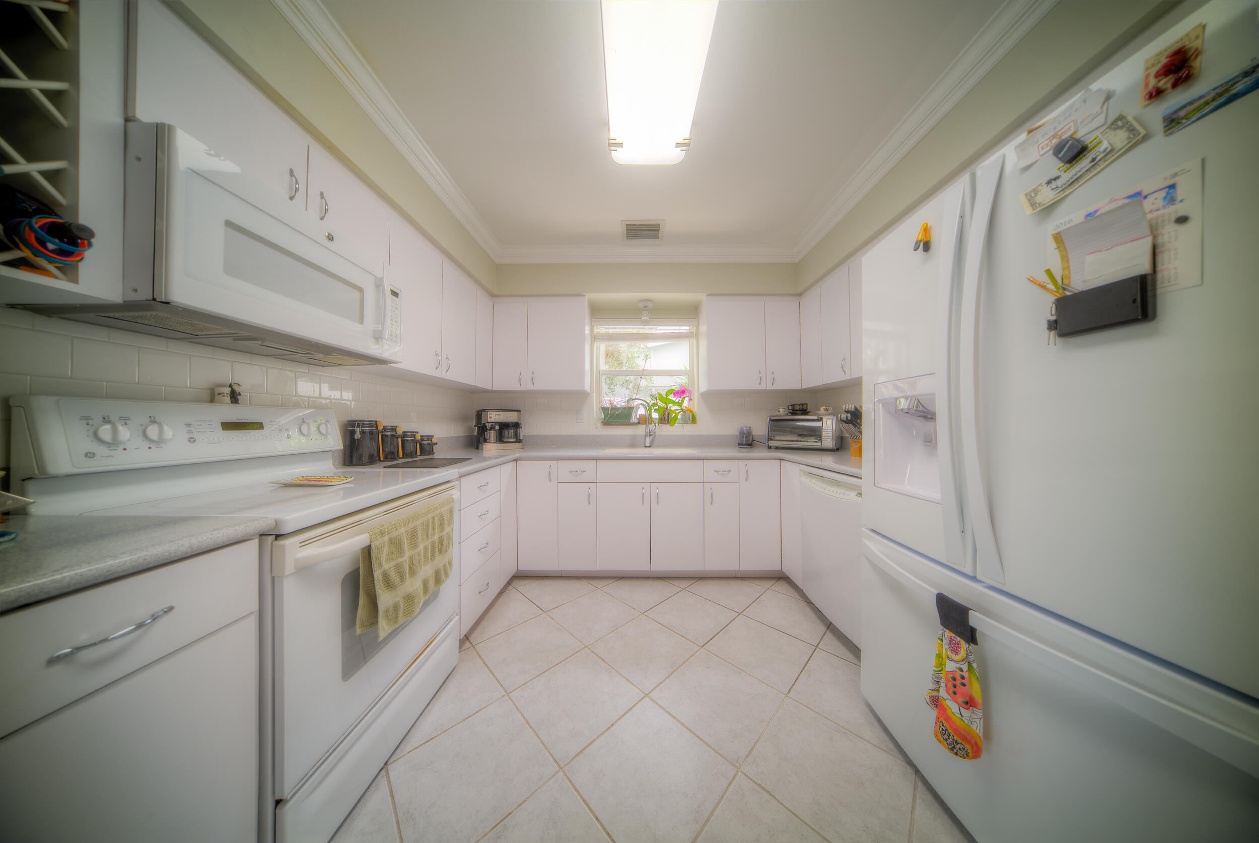 5 Amaryllis Dr