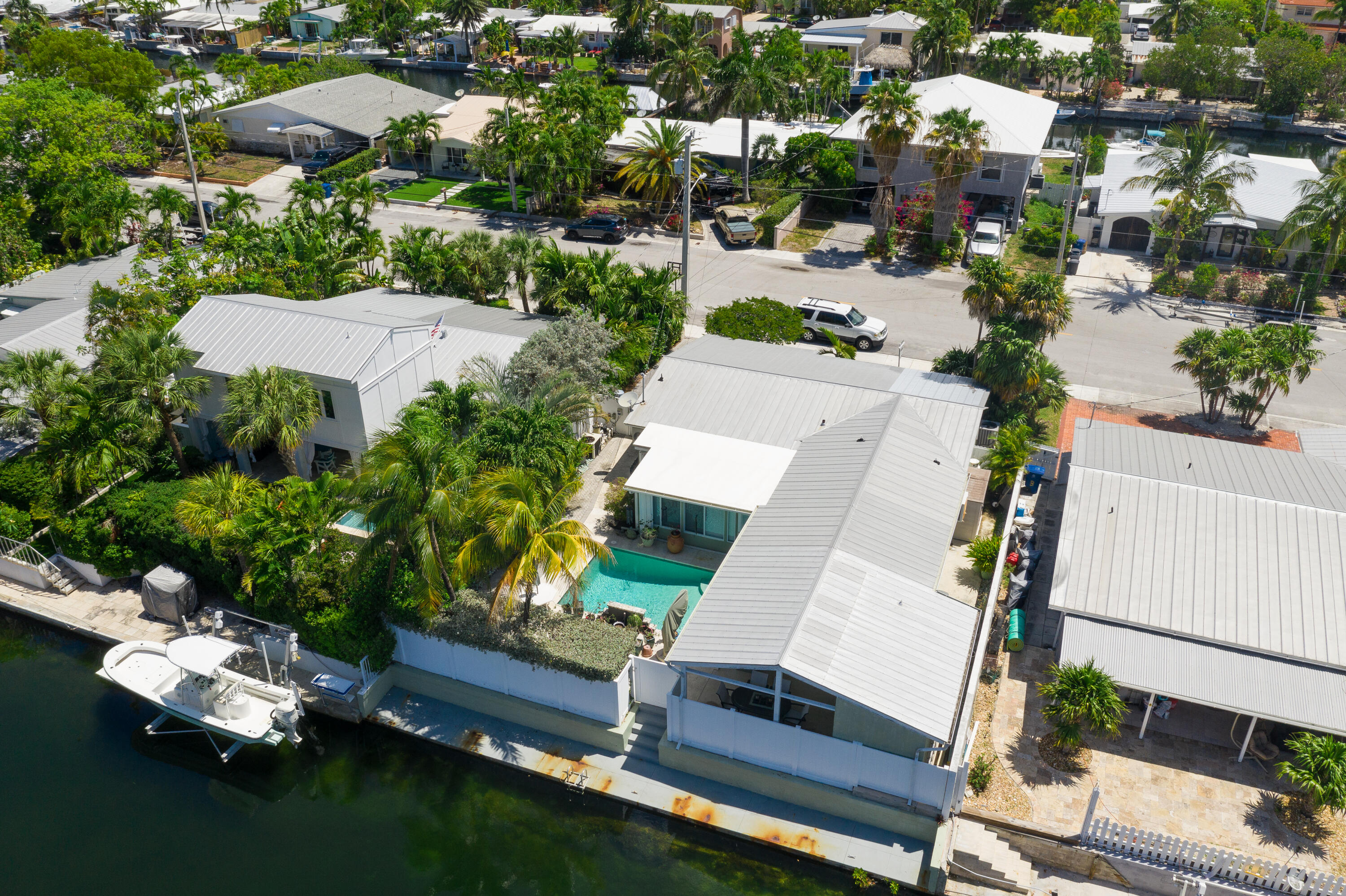 5 Amaryllis Dr