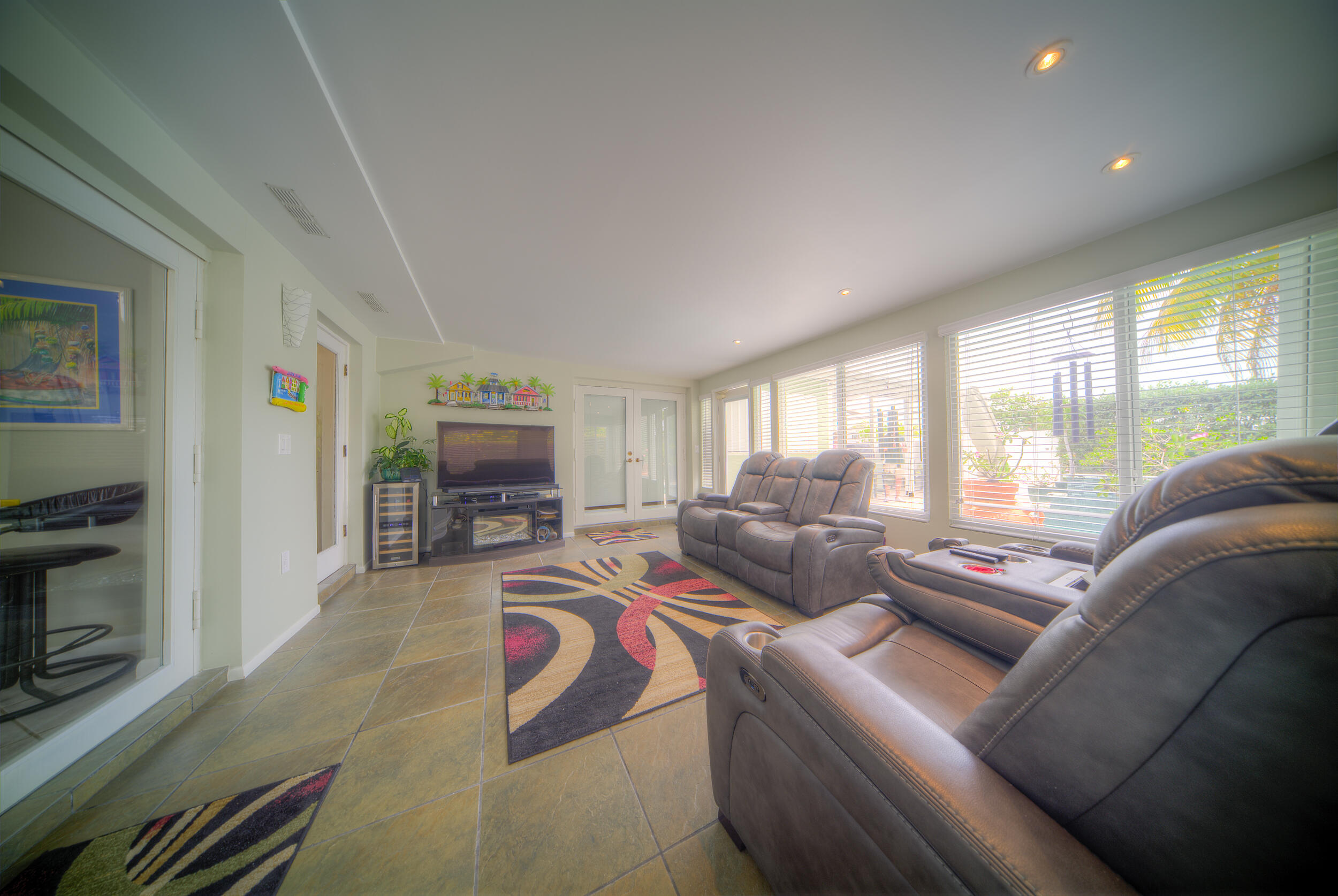 5 Amaryllis Dr
