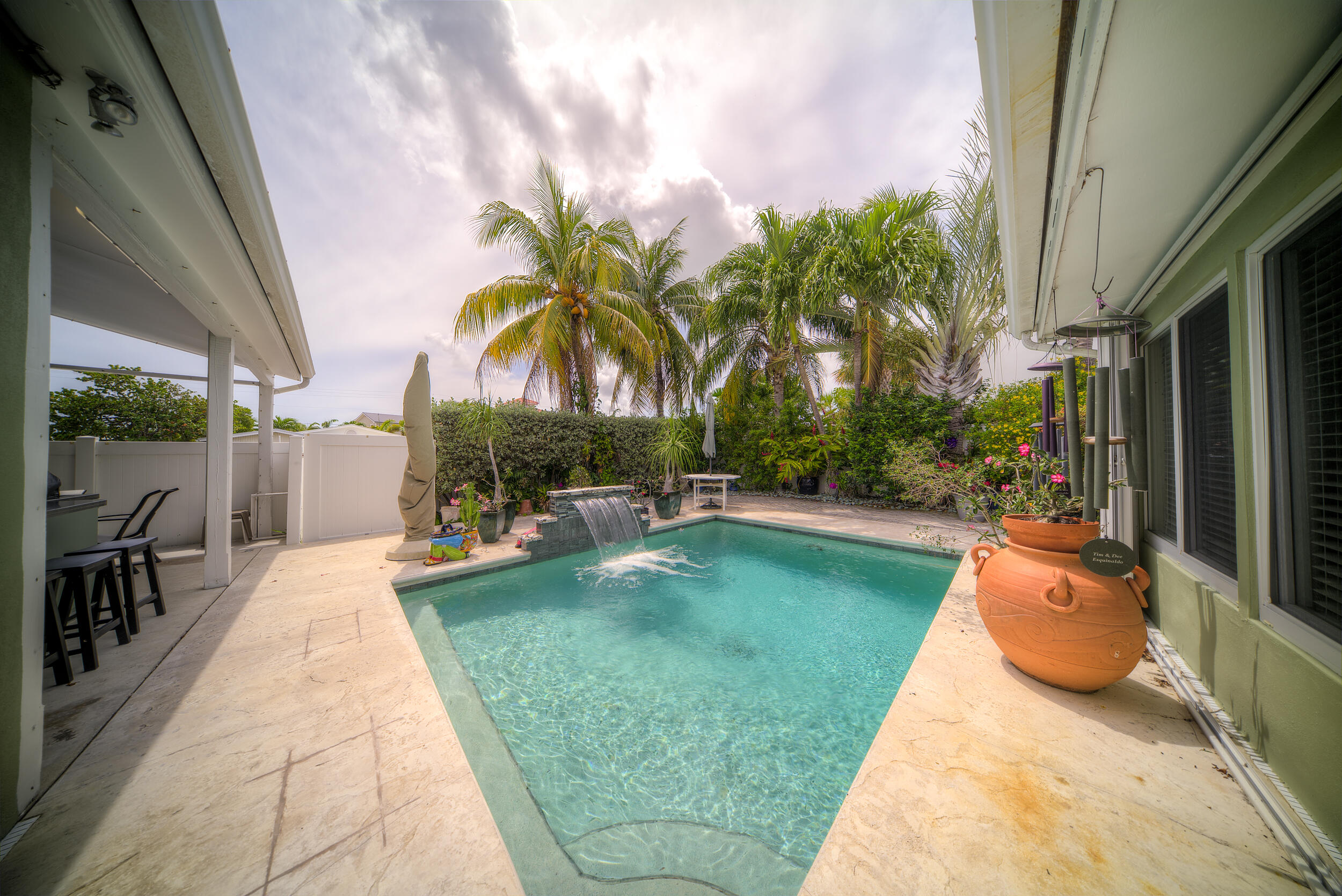 5 Amaryllis Dr
